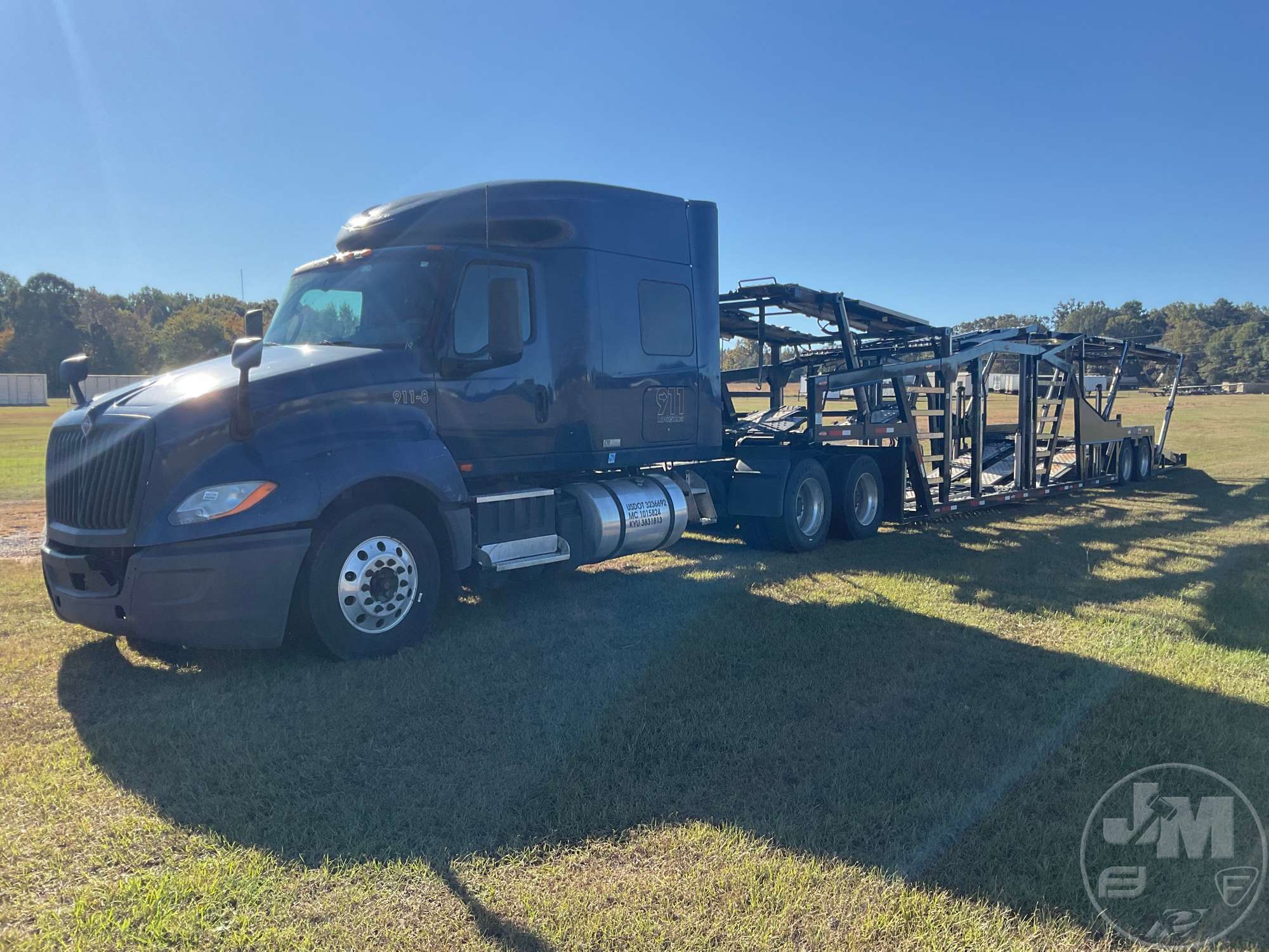2018 International LT625