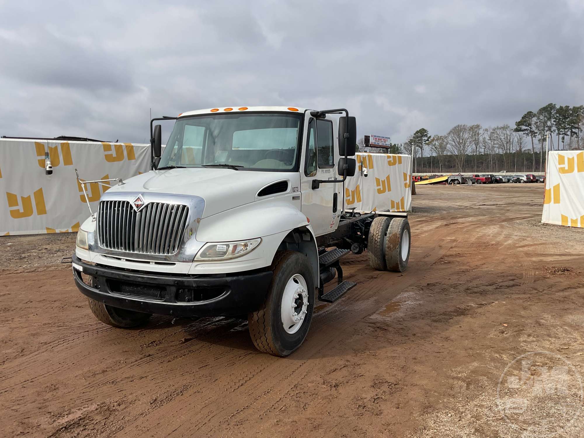 2012 International MA025