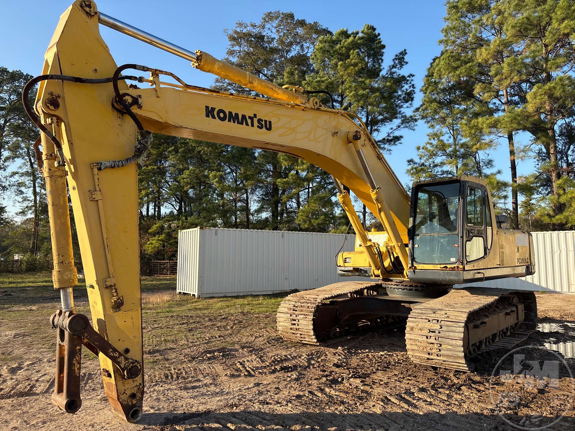 Photo of a 1999 Komatsu PC300LC-6LE