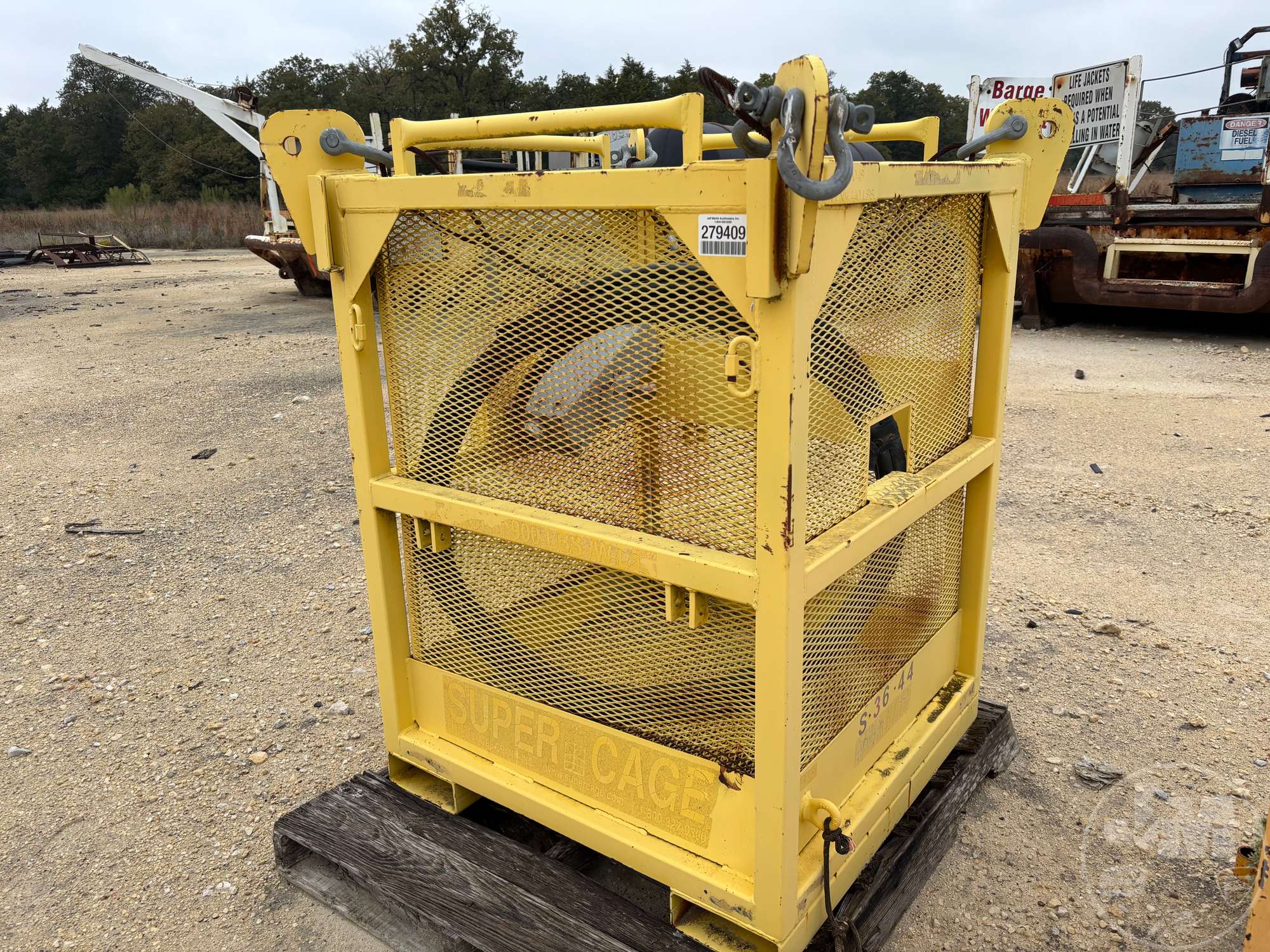 Photo of a  United States Crane SUPER CAGE S-36-44