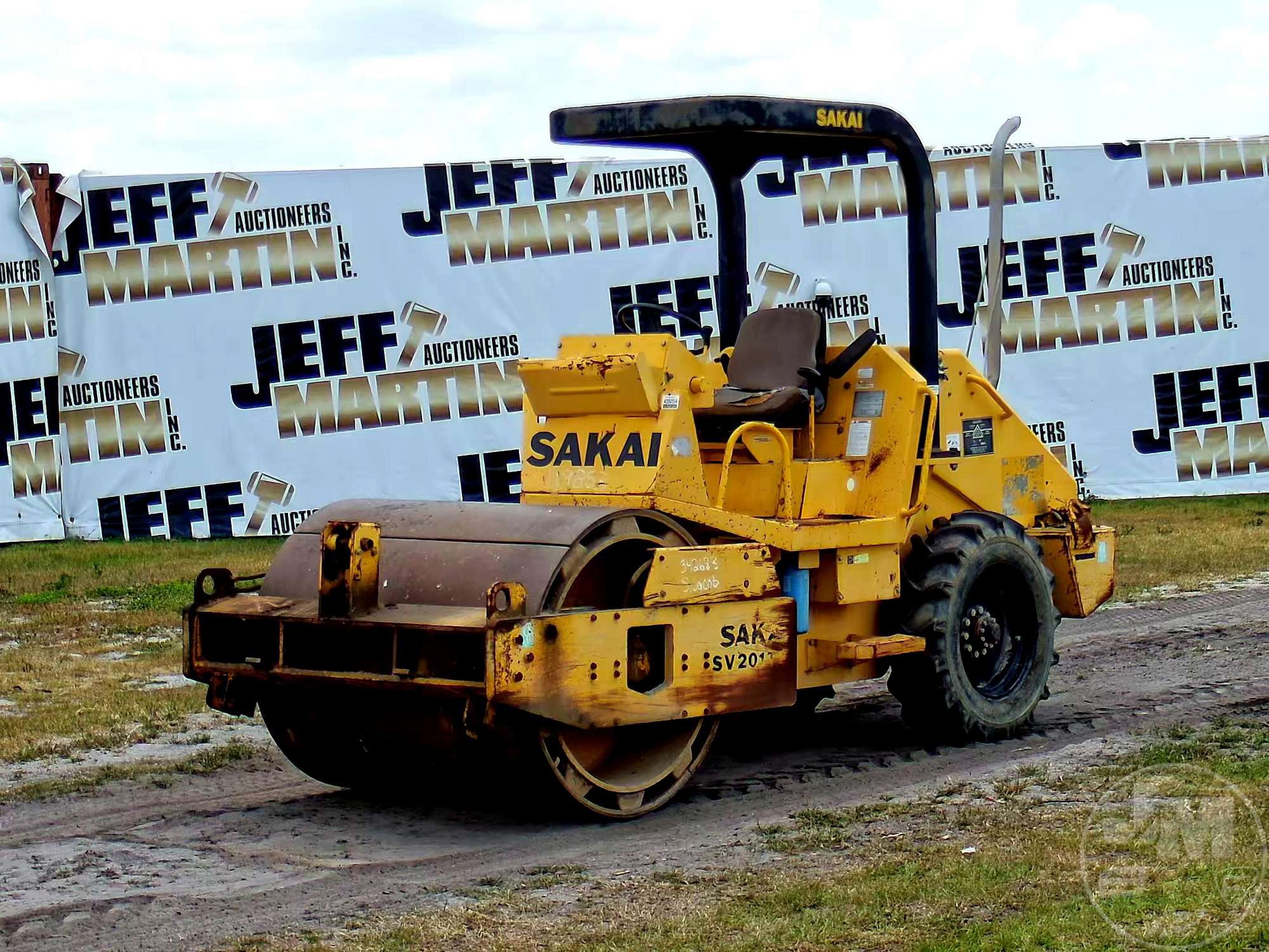 Photo of a 2005 Sakai SV201TB