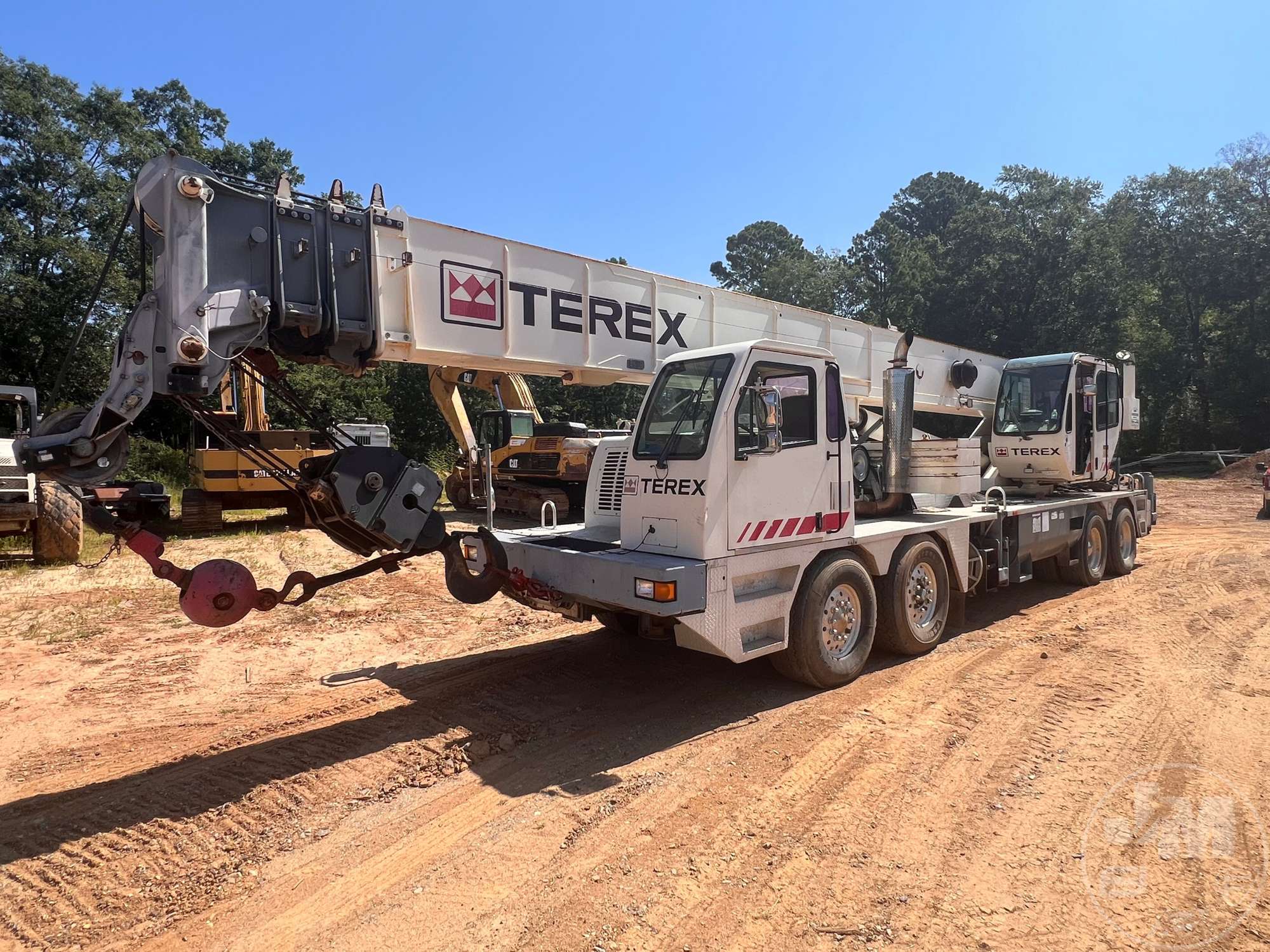 2007 Terex T-775
