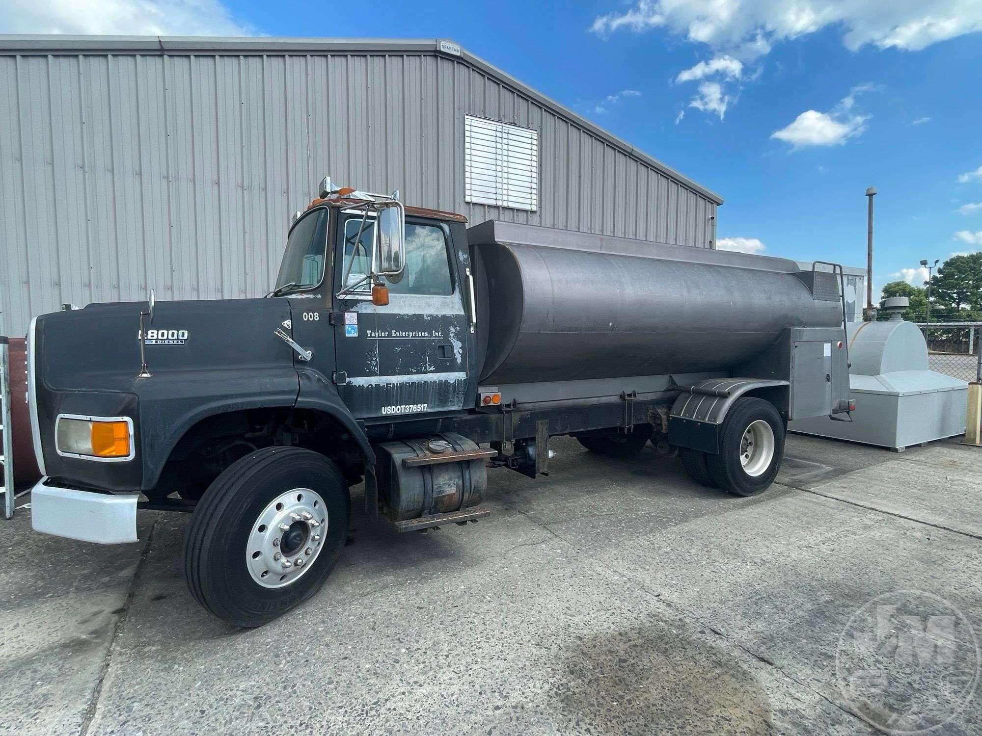 1993 Ford FUEL TRUCK