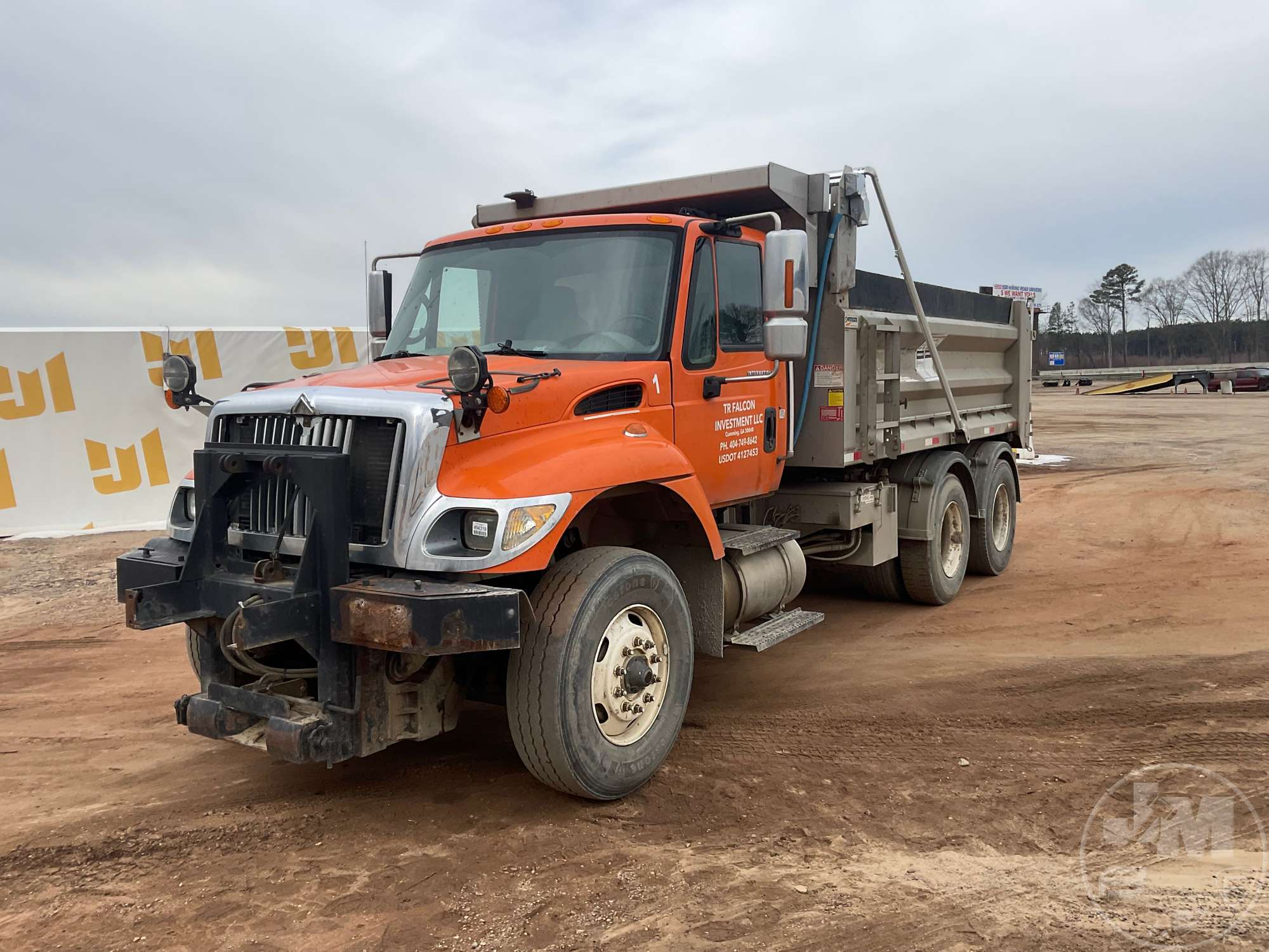 2006 International SF525