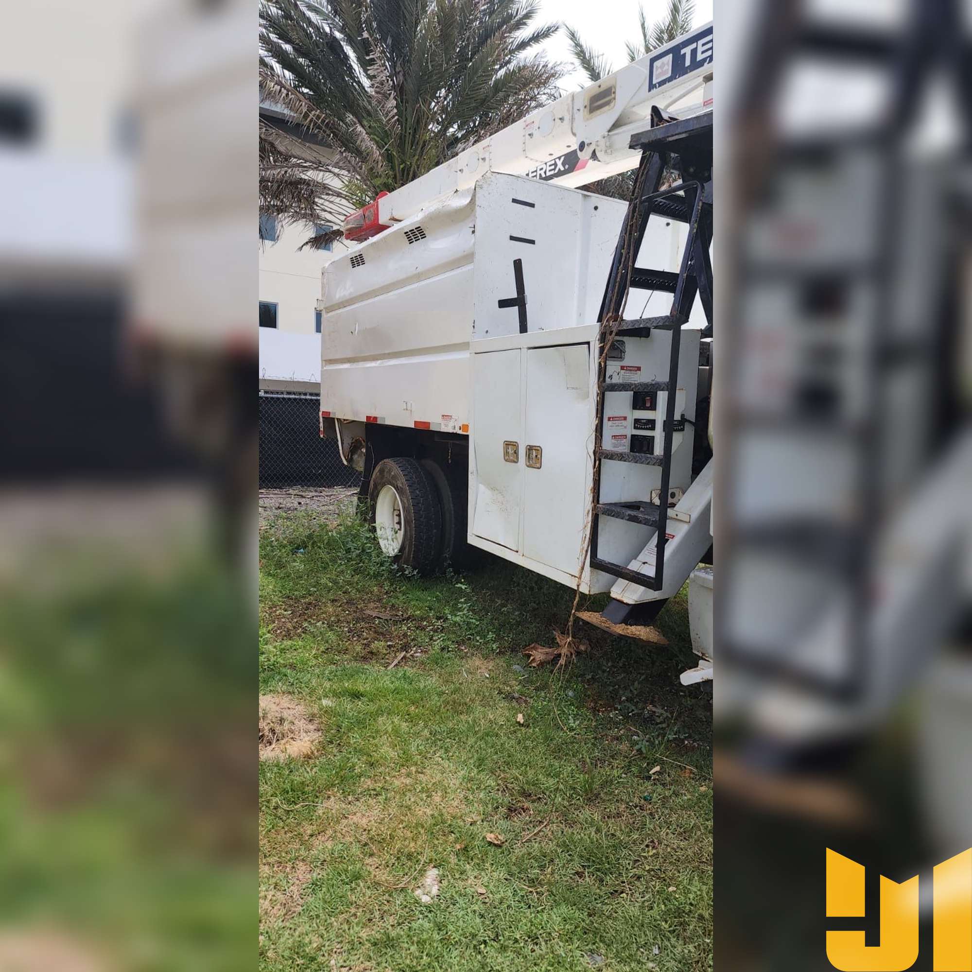 2021 Freightliner M2 106