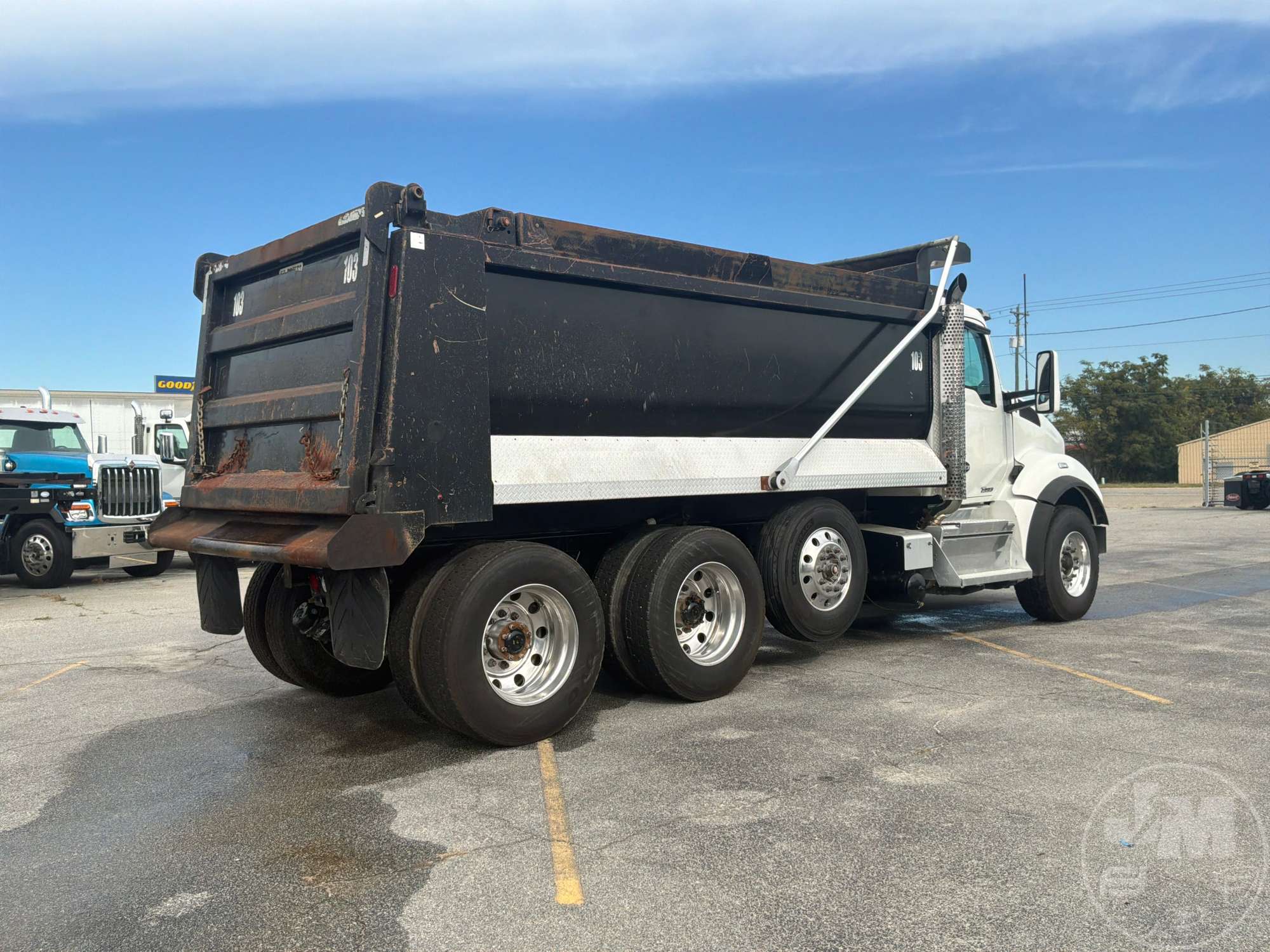 2018 Kenworth T880