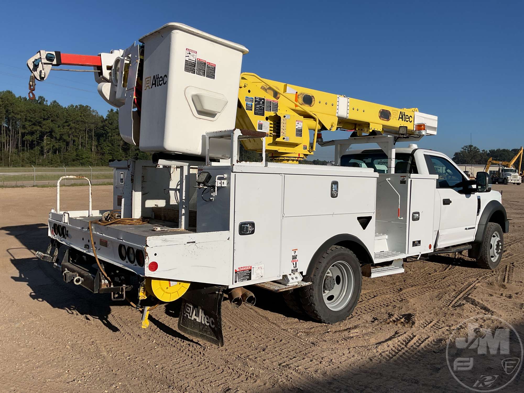 2017 Ford F-550 XL