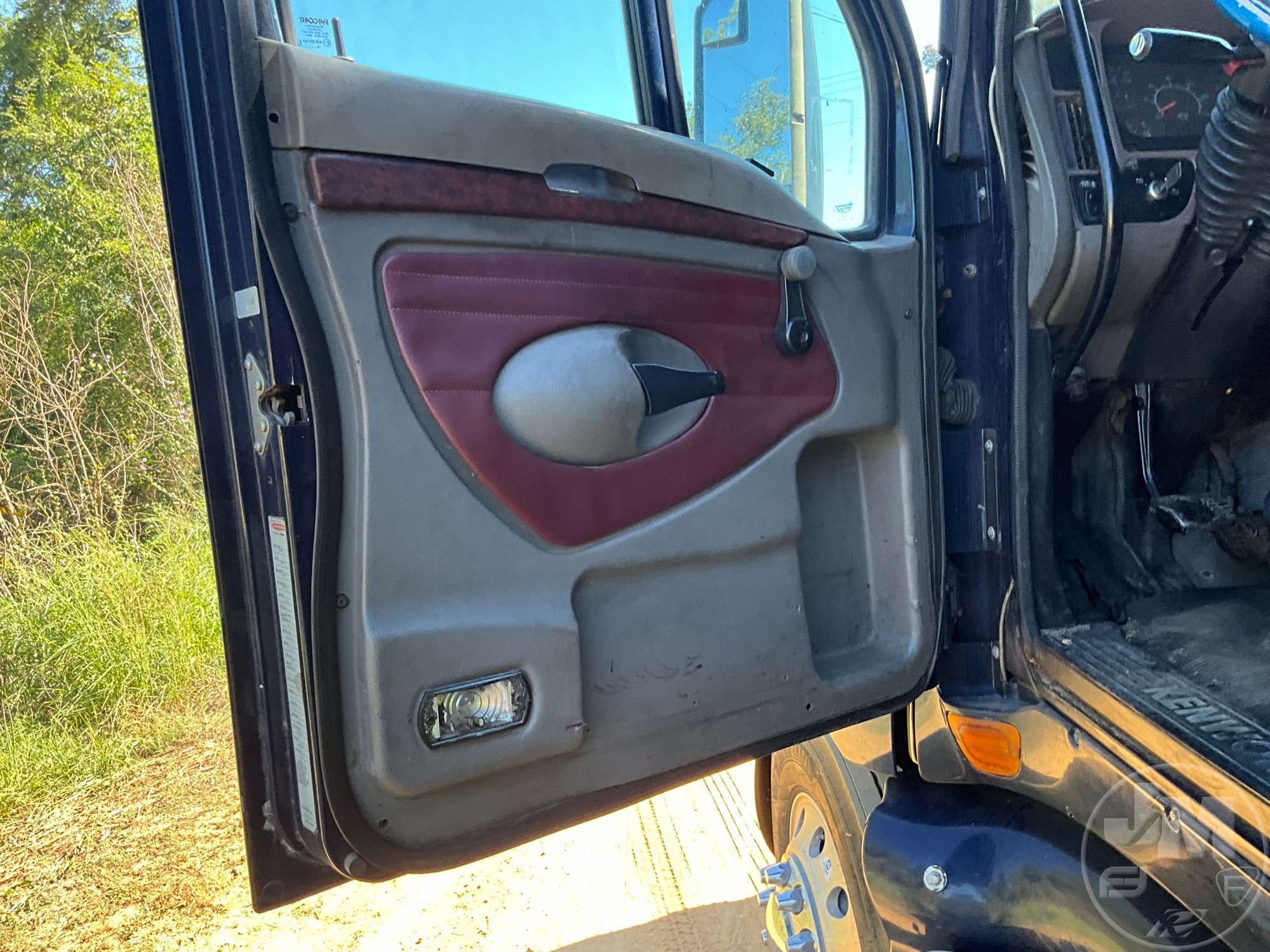 2009 Kenworth T2000