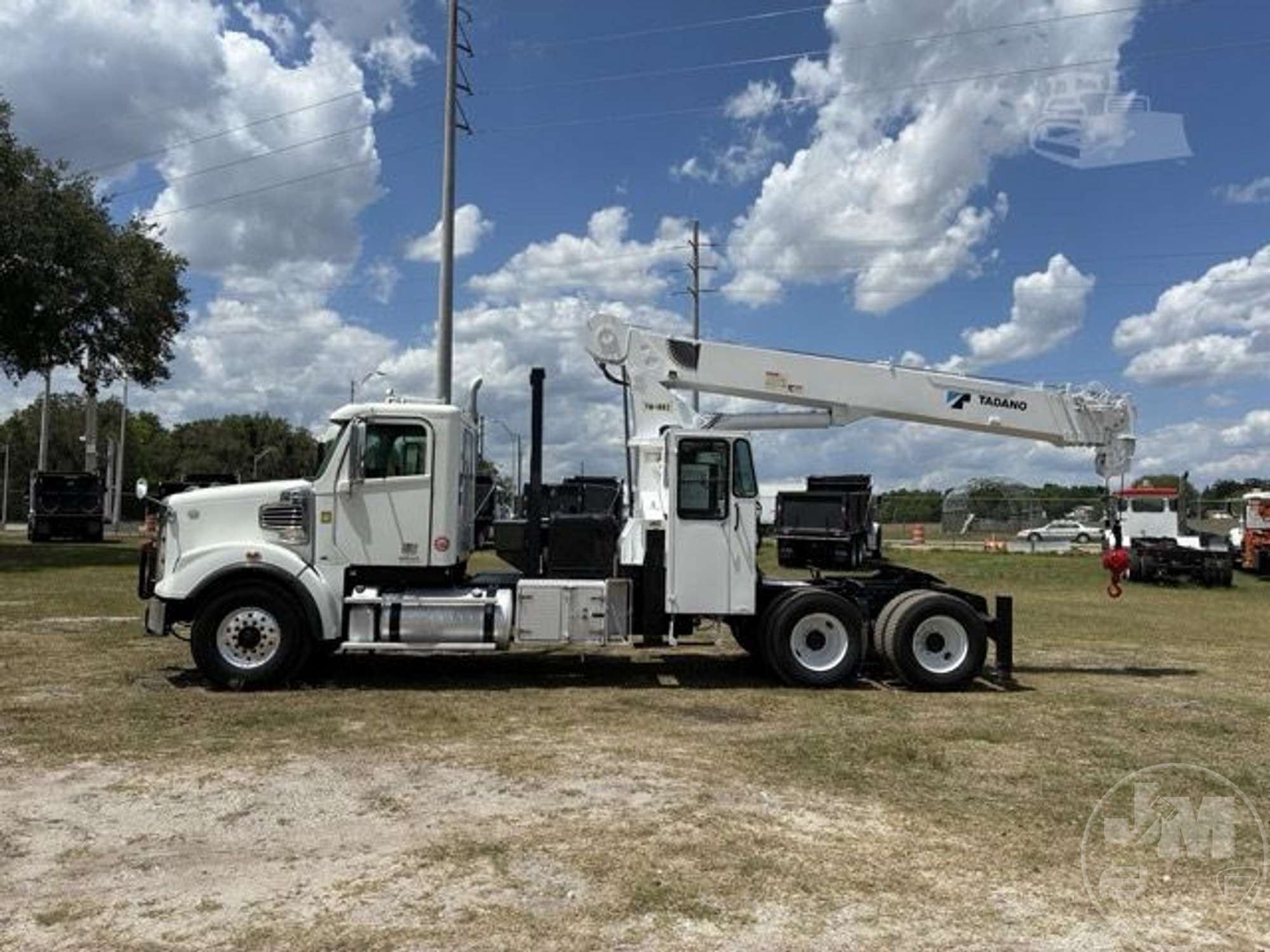 2012 Freightliner 114 CORONADO