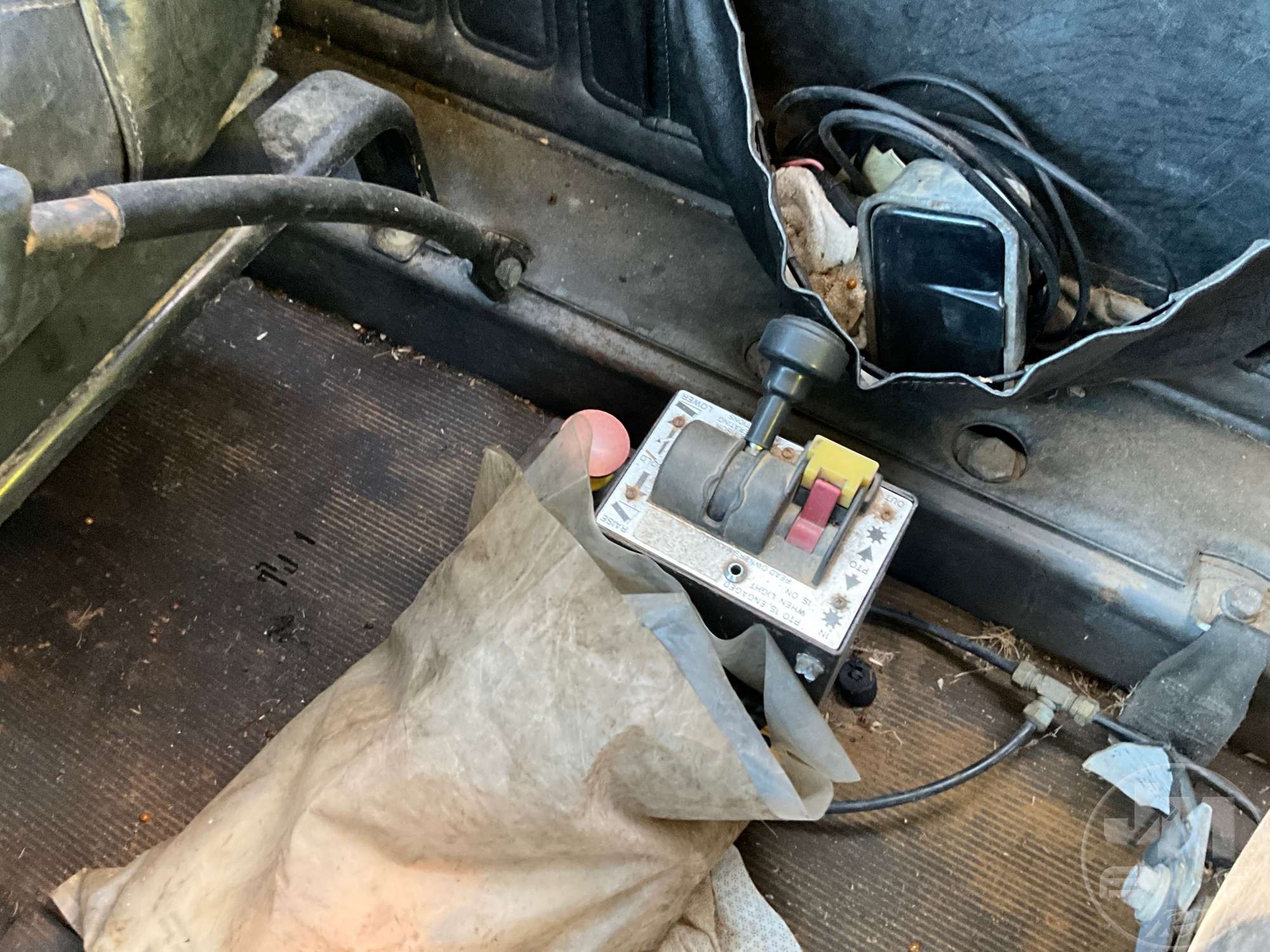 1997 Mack RD688S