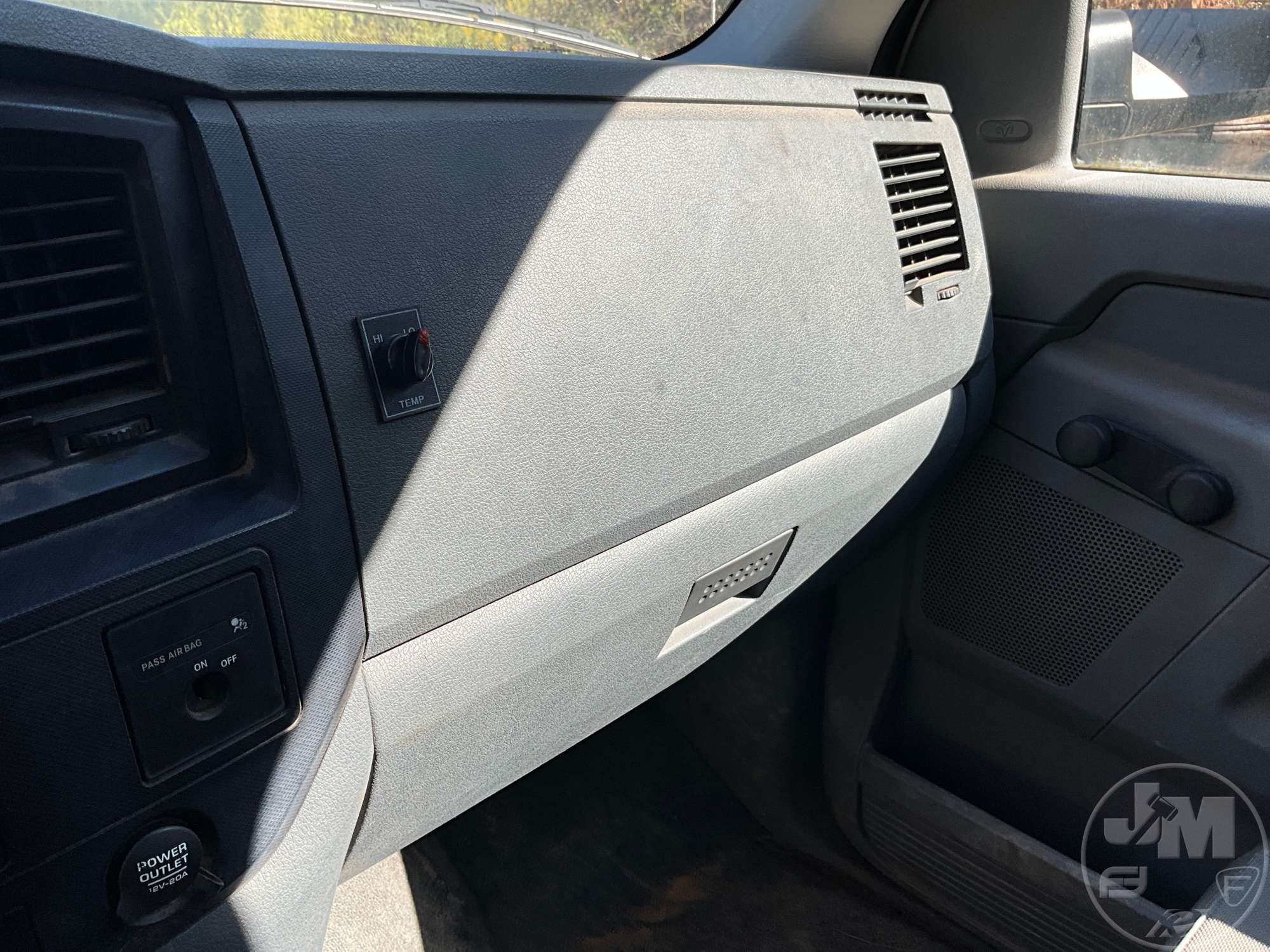 2007 Dodge 3500 RAM CHASSIS CAB