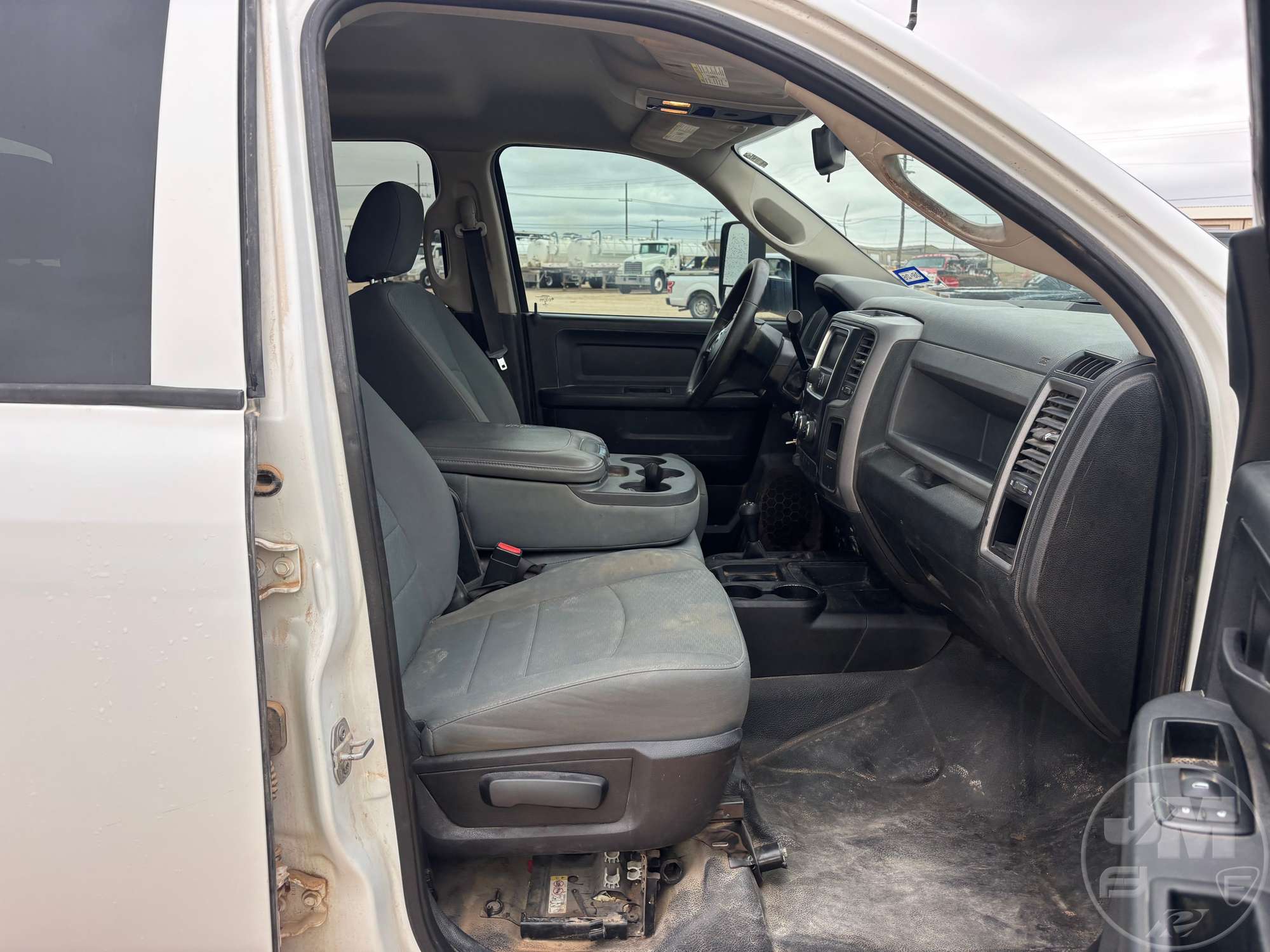 2015 Dodge 3500HD CREW CAB 4X4