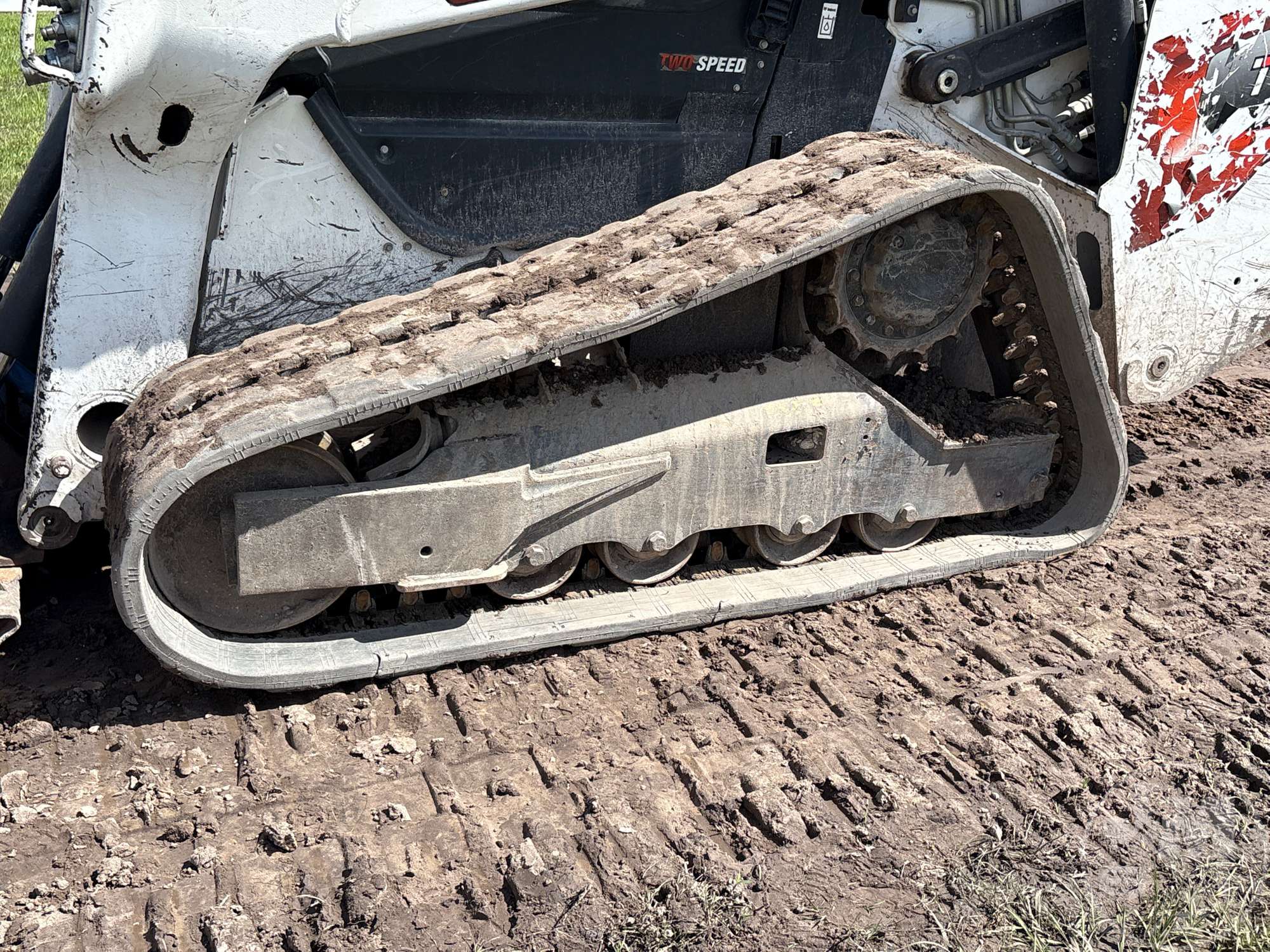 2024 Bobcat T76