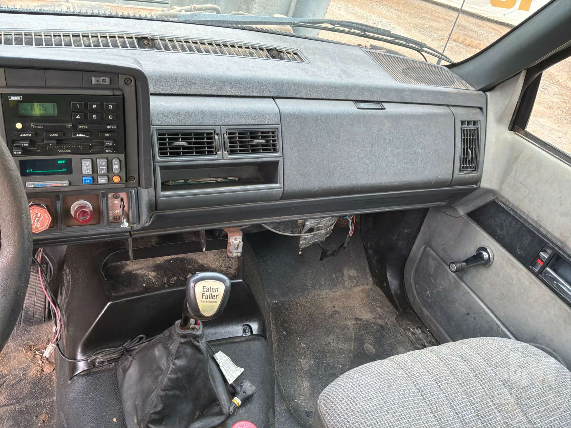 1999 GMC C7