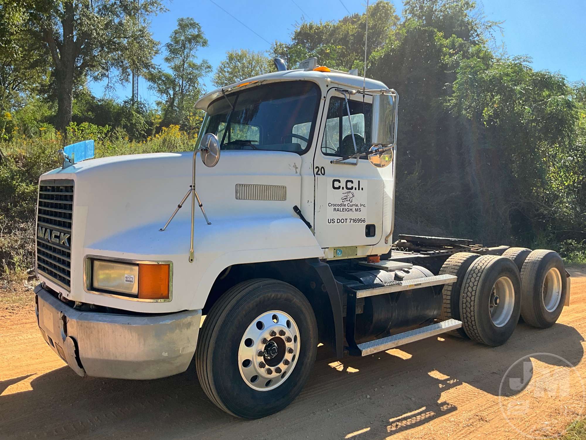 2000 Mack CH613