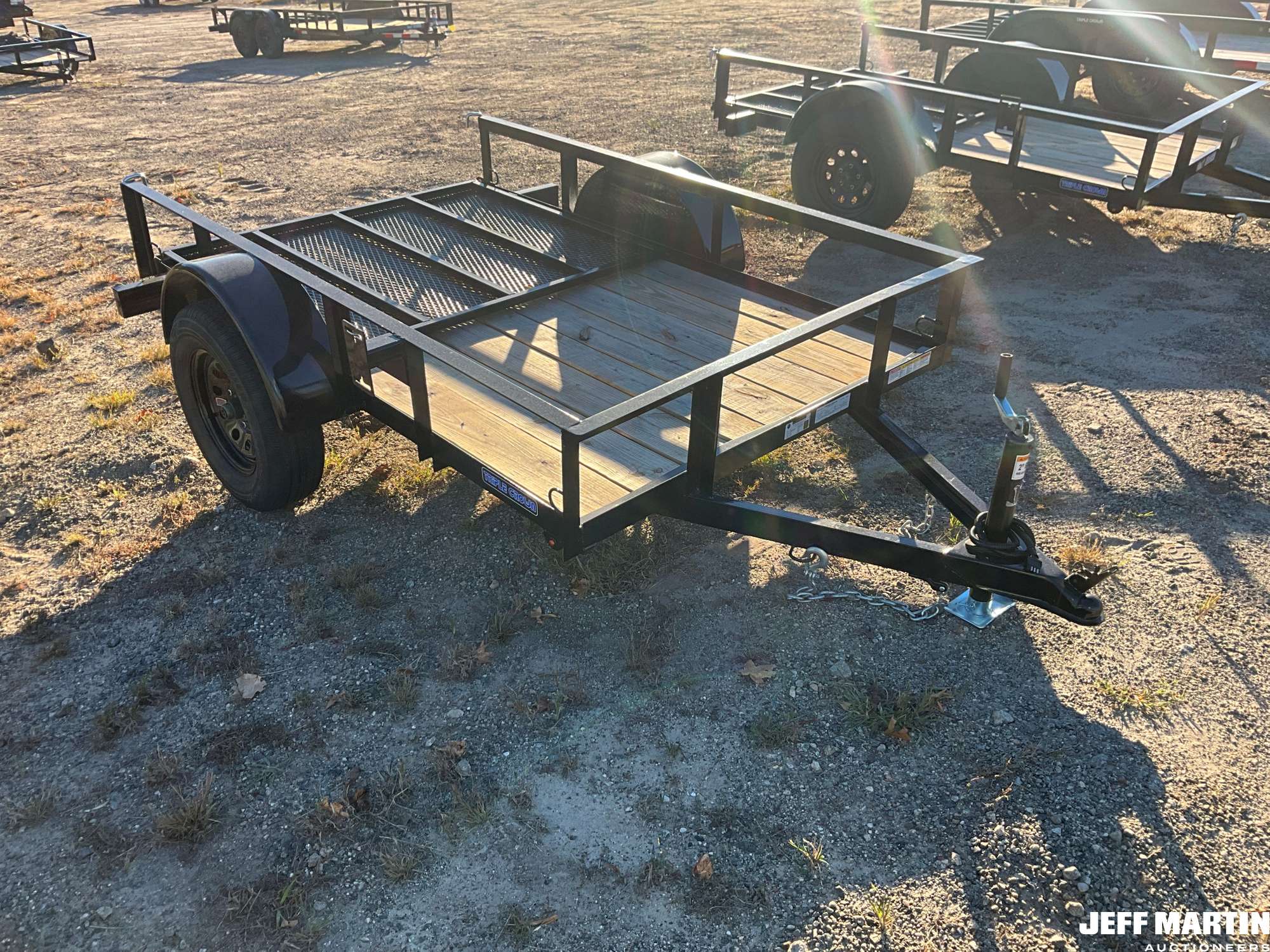 2027 TRIPLE CROWN TRAILERS, INC US5X8