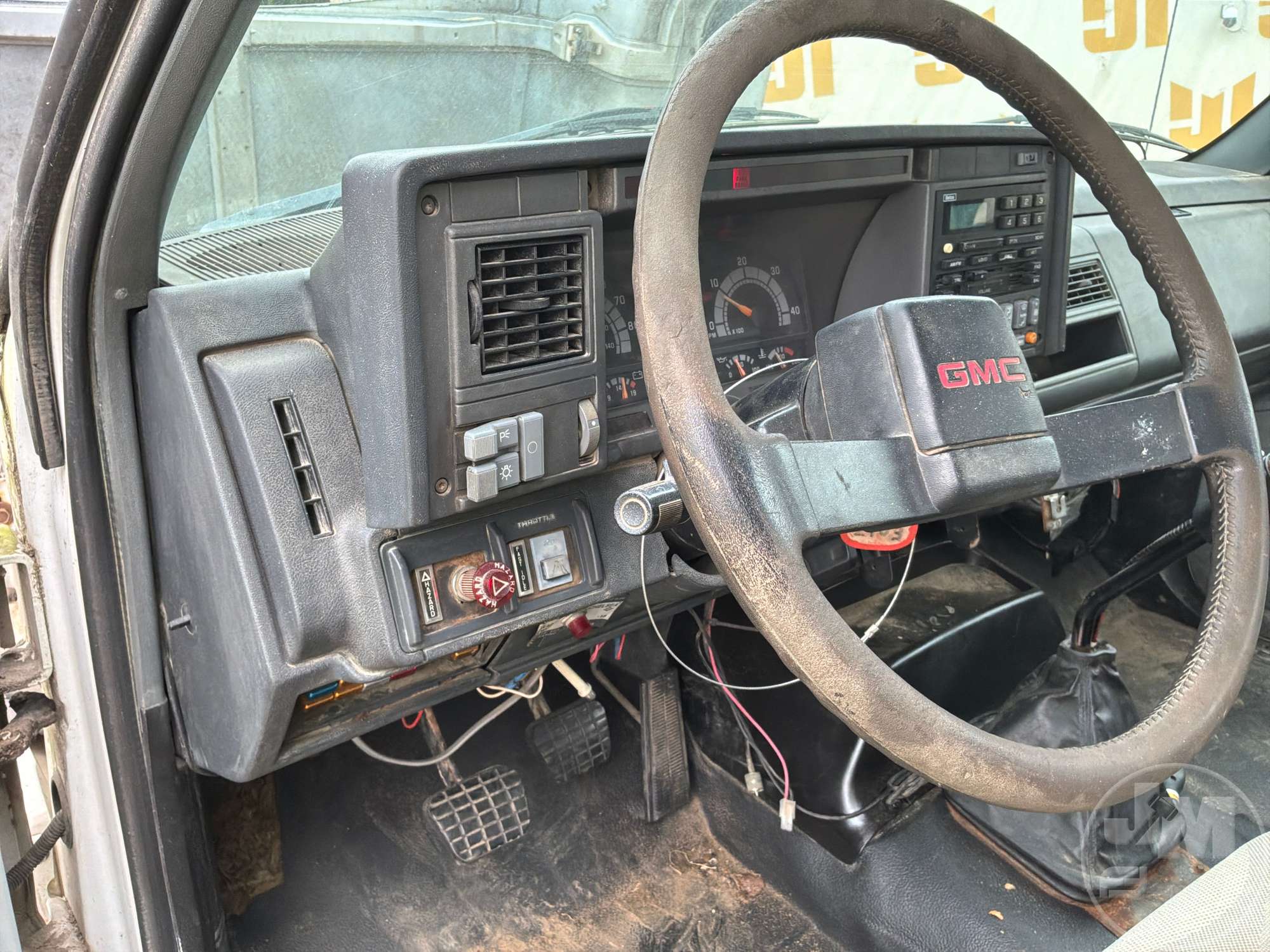 1999 GMC C7