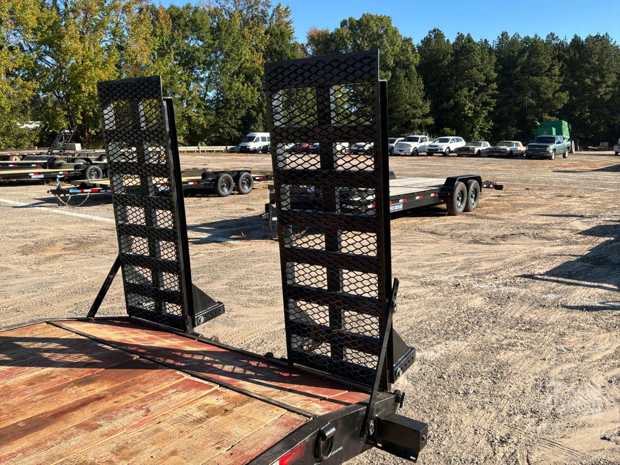 2025 Down To Earth Trailer Sales 0TE8224ER7B