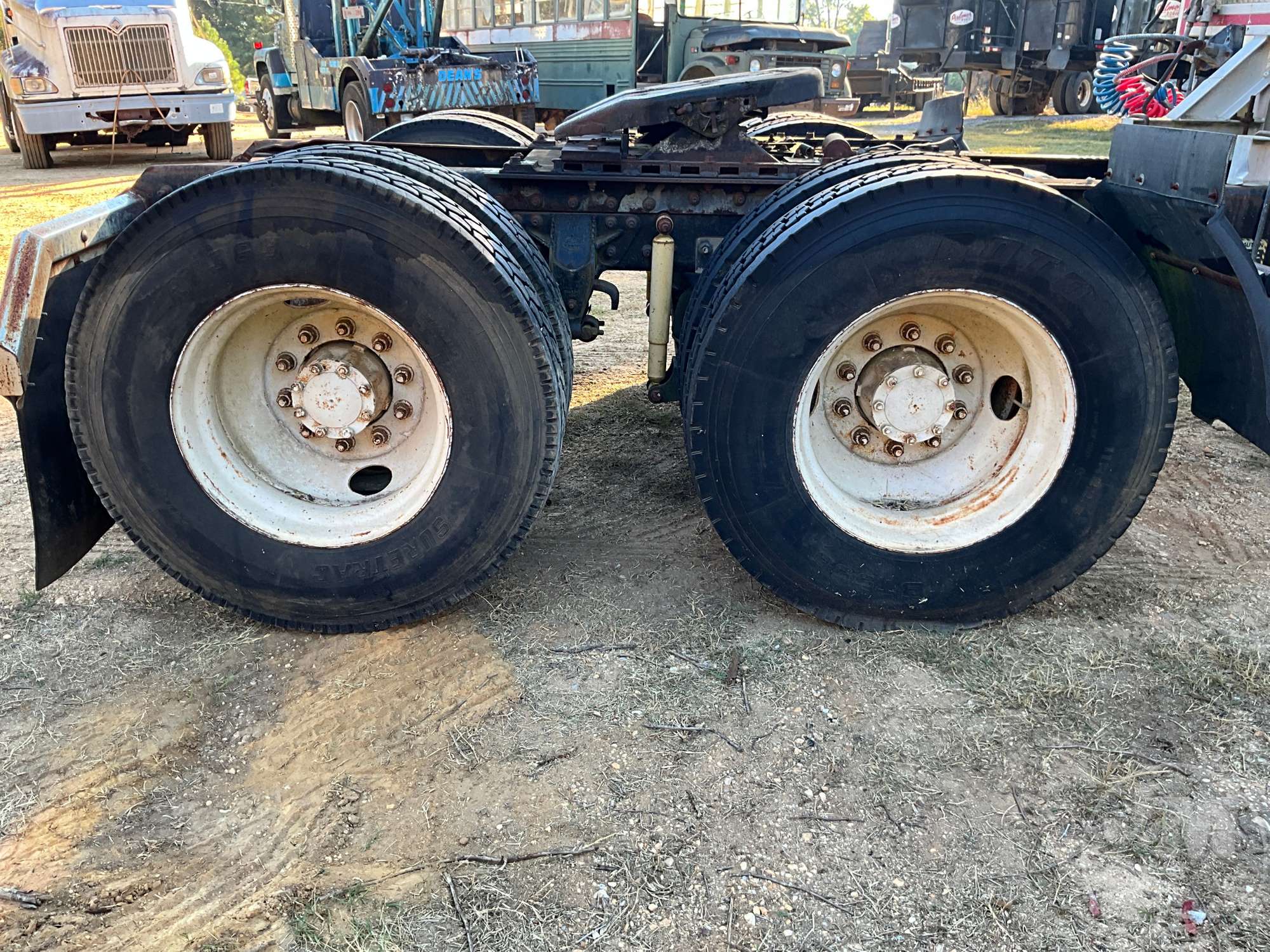 2000 Mack CH613