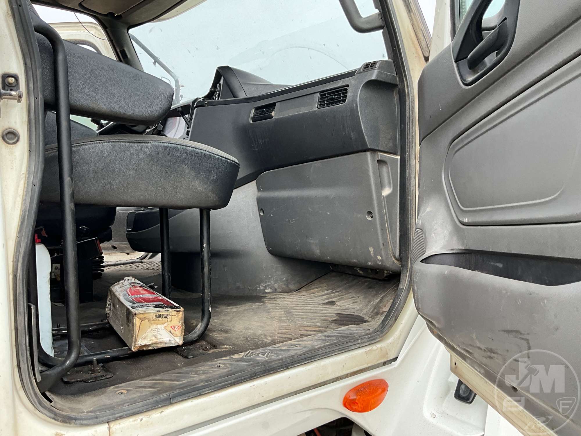 2018 International LT625