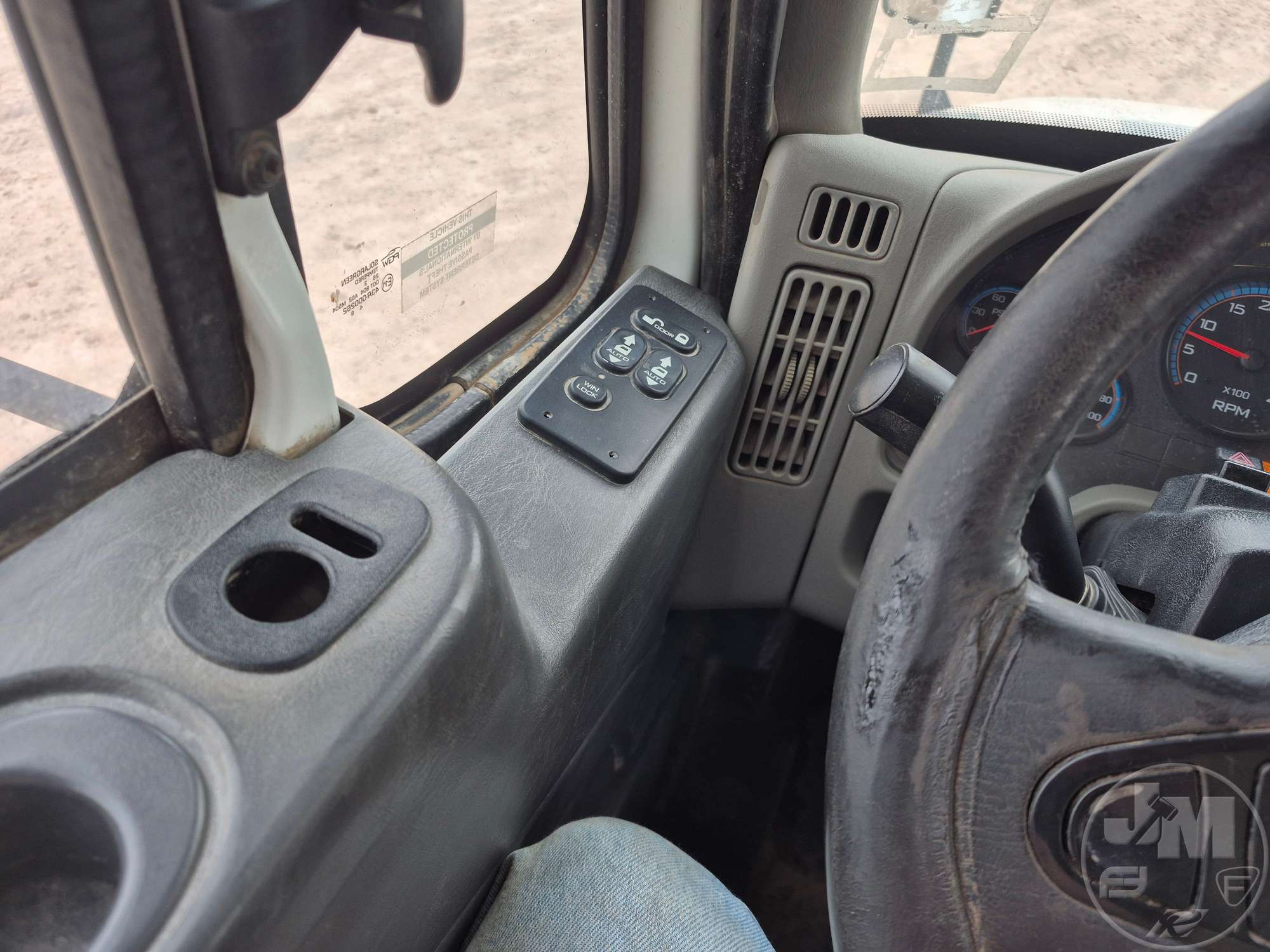 2015 International 4400