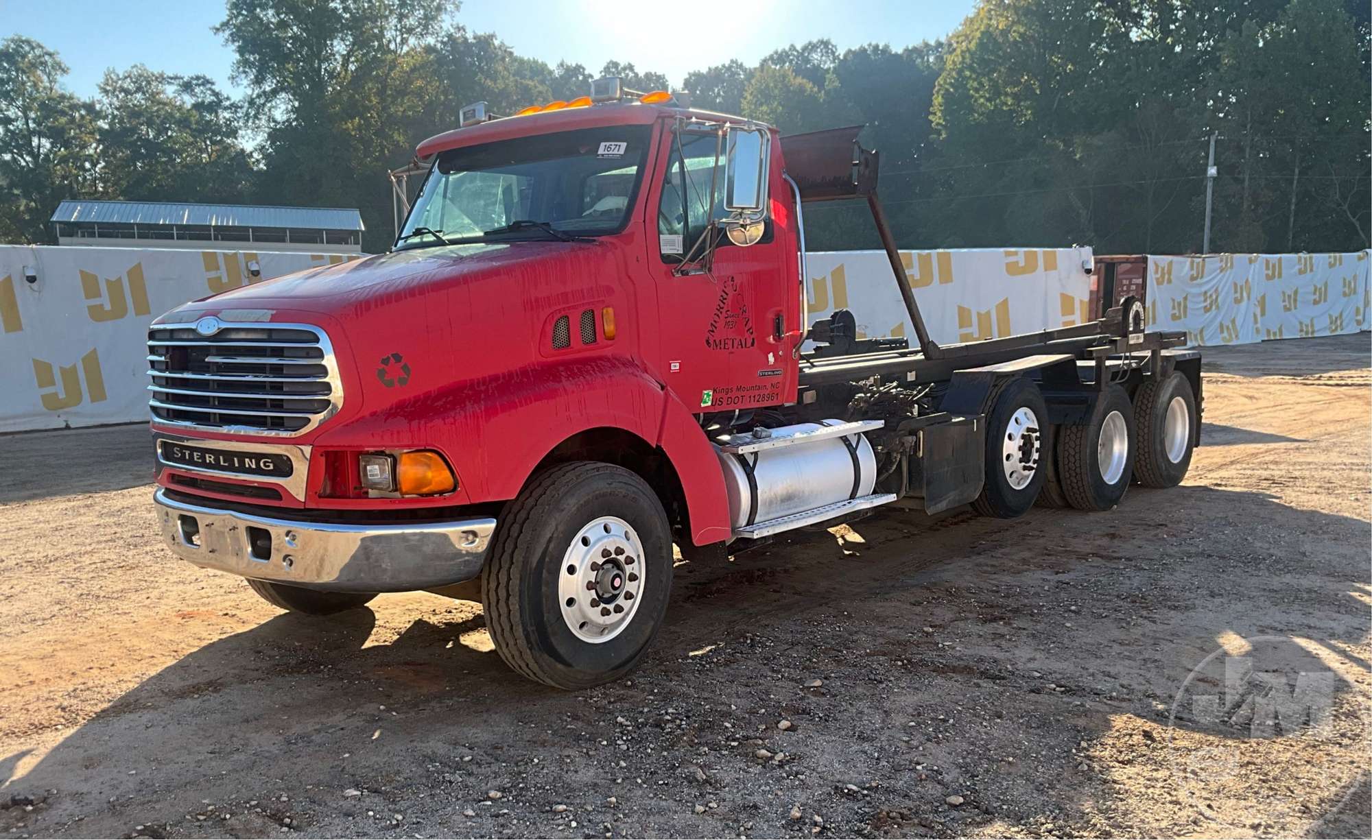 Photo of 2003 Sterling L9500 SERIES