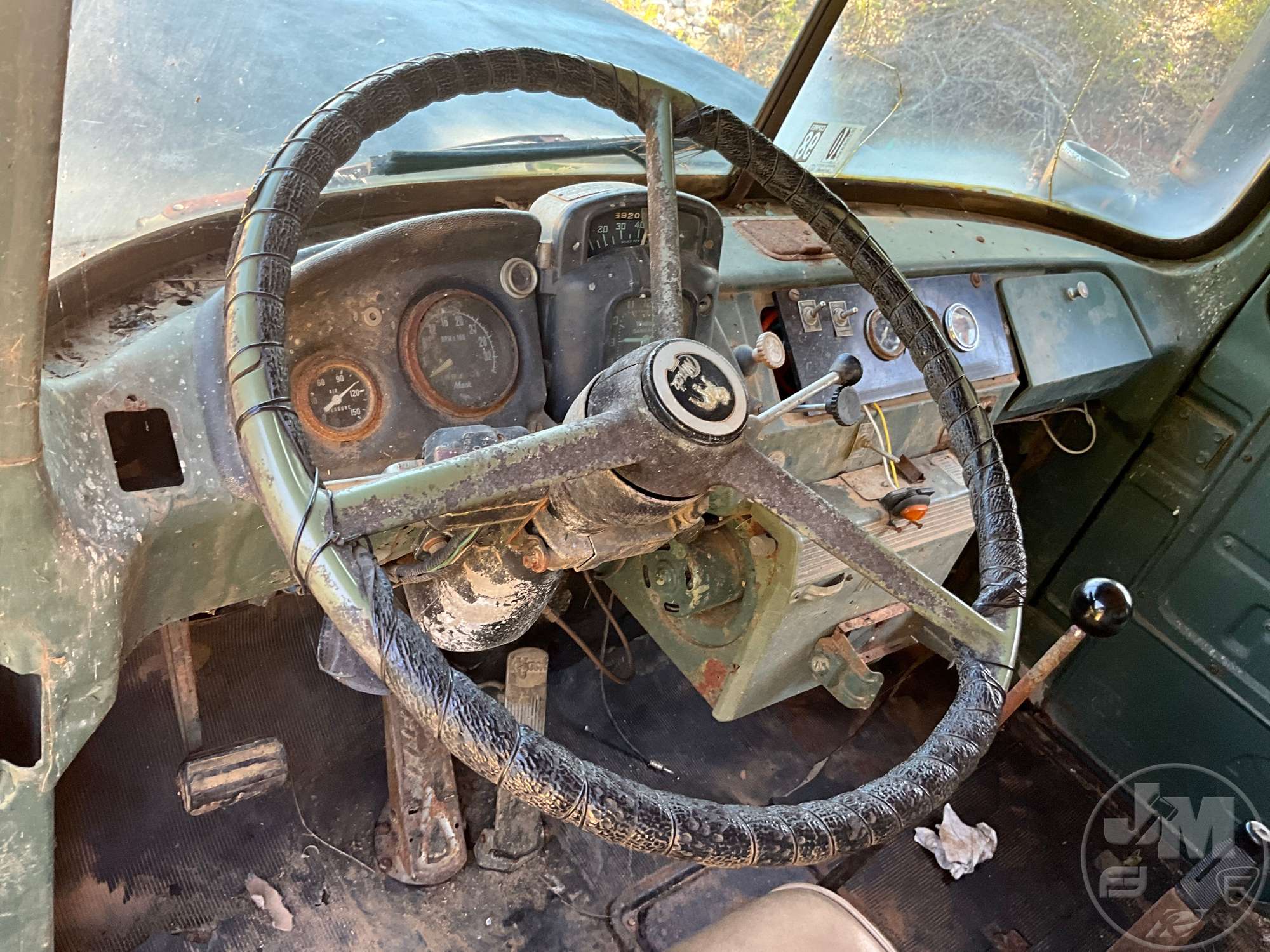 0 Mack R-600