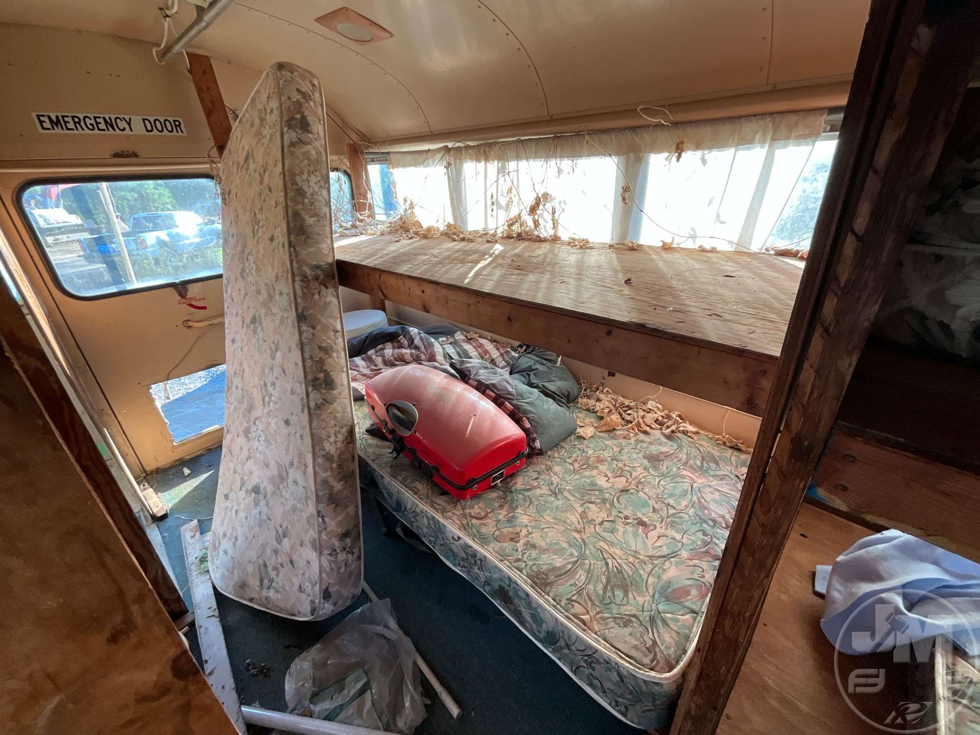1982 GMC BUS