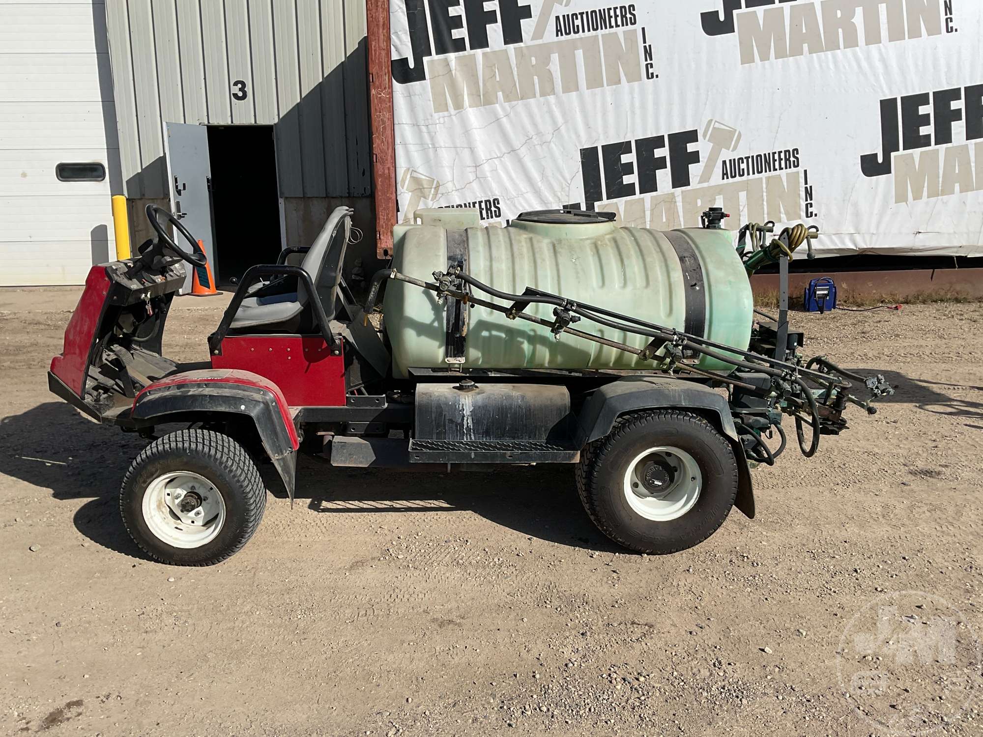 2000 Toro MULTI-PRO 5500
