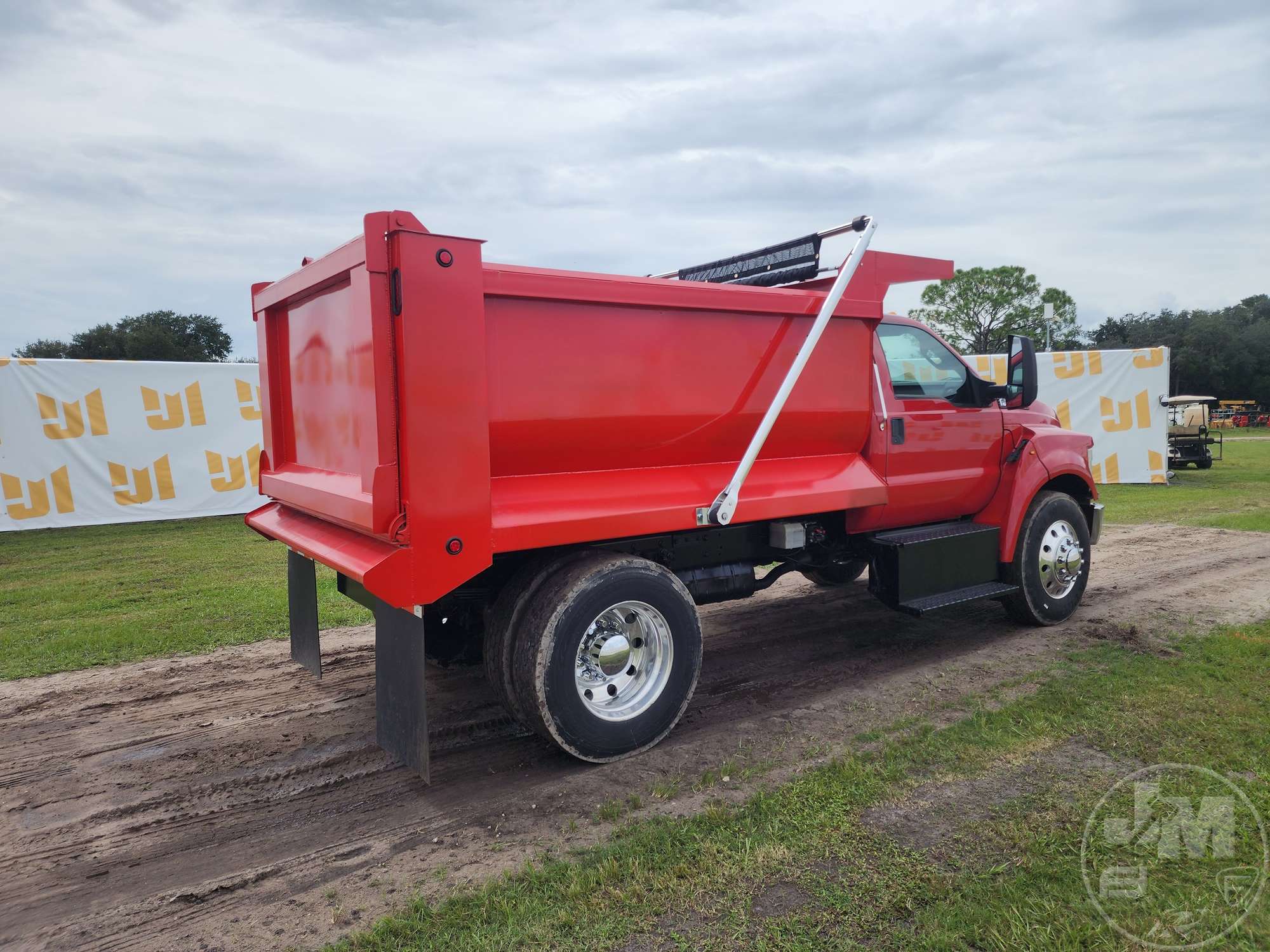 2017 Ford F-650
