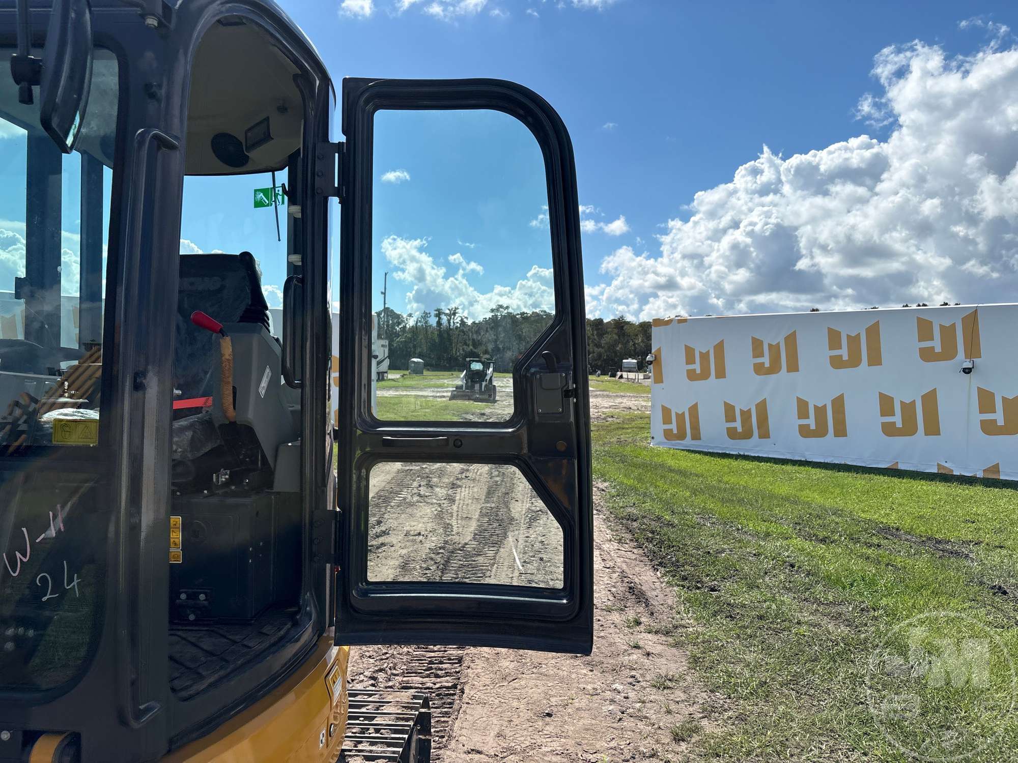2024 XCMG XE35U