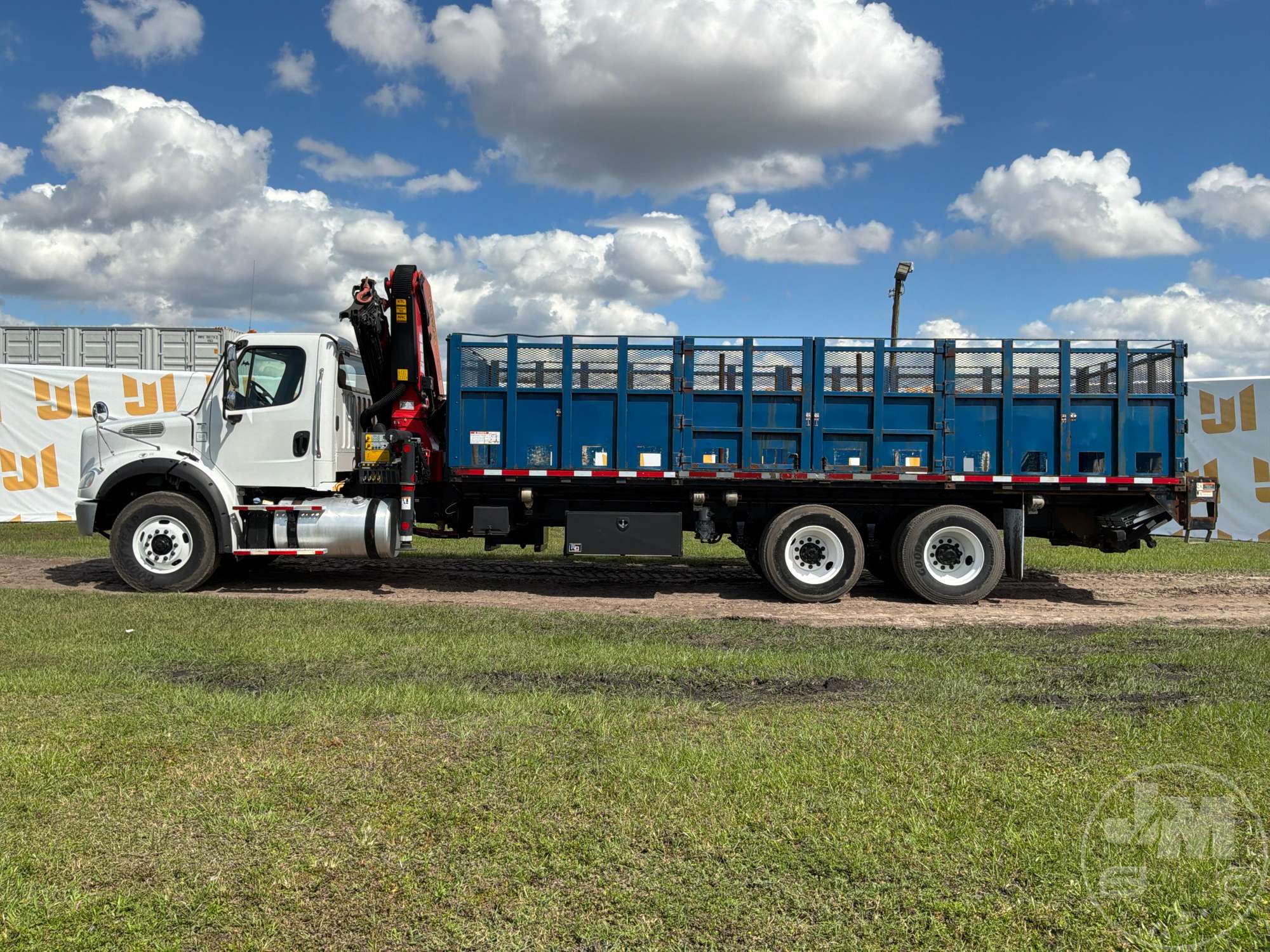 2018 Freightliner M2