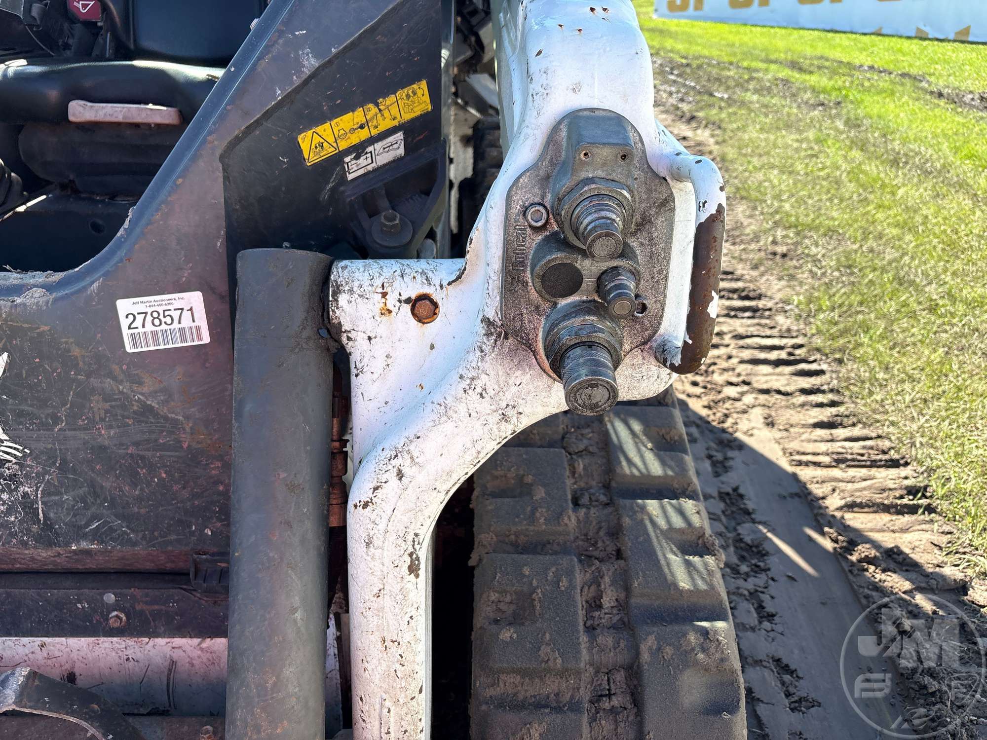 2021 Bobcat T66