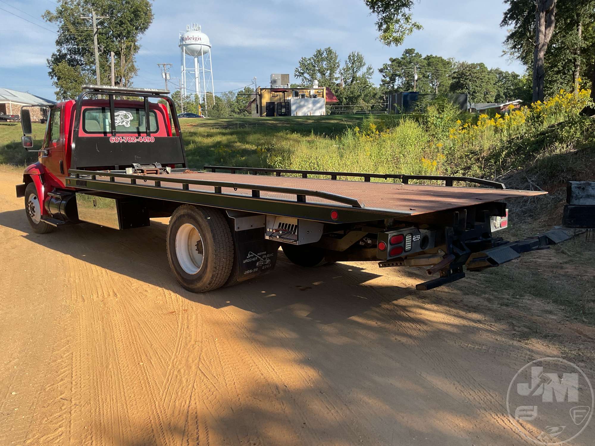 2006 International 4300 SBA 4X2