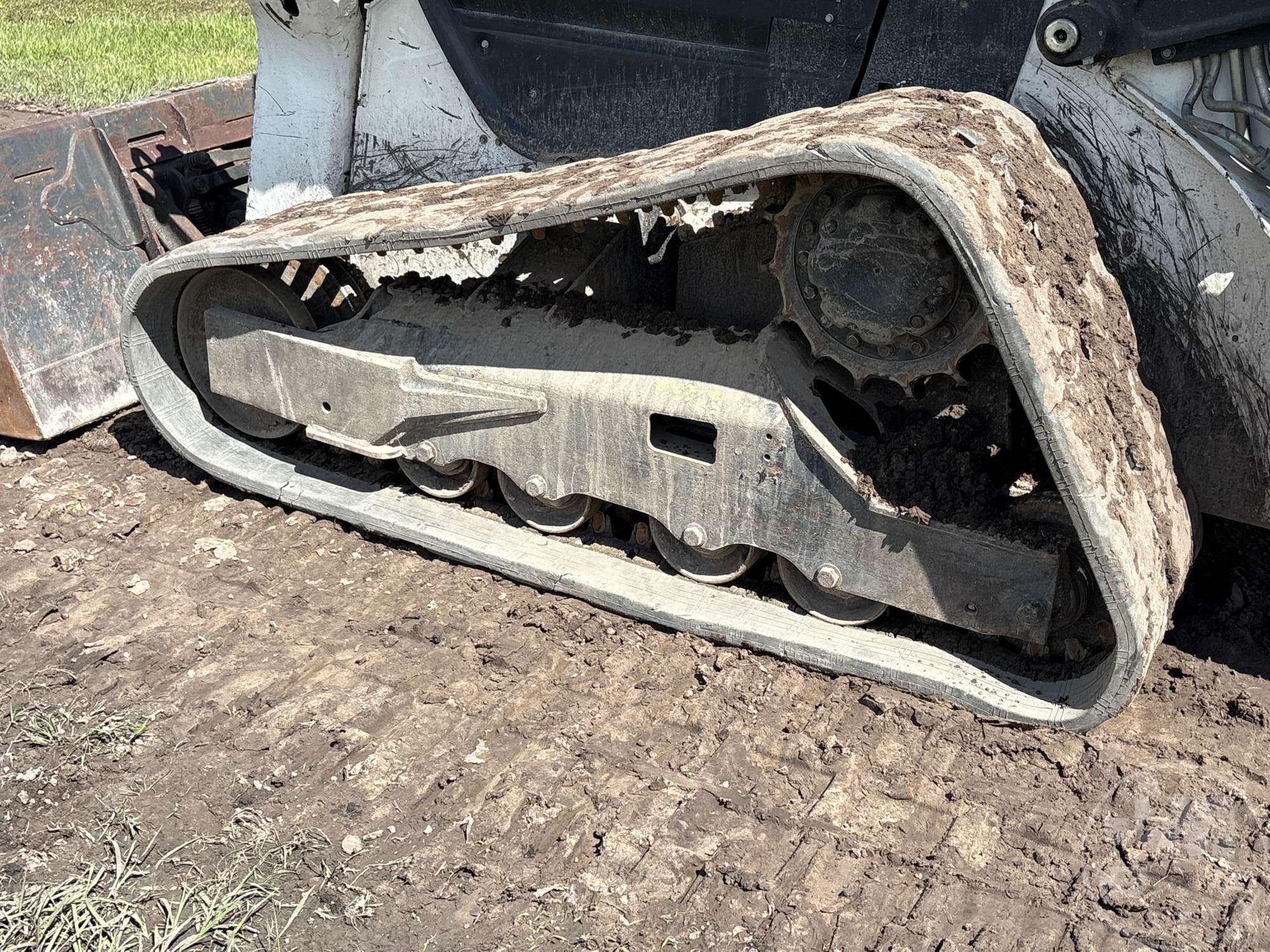 2024 Bobcat T76