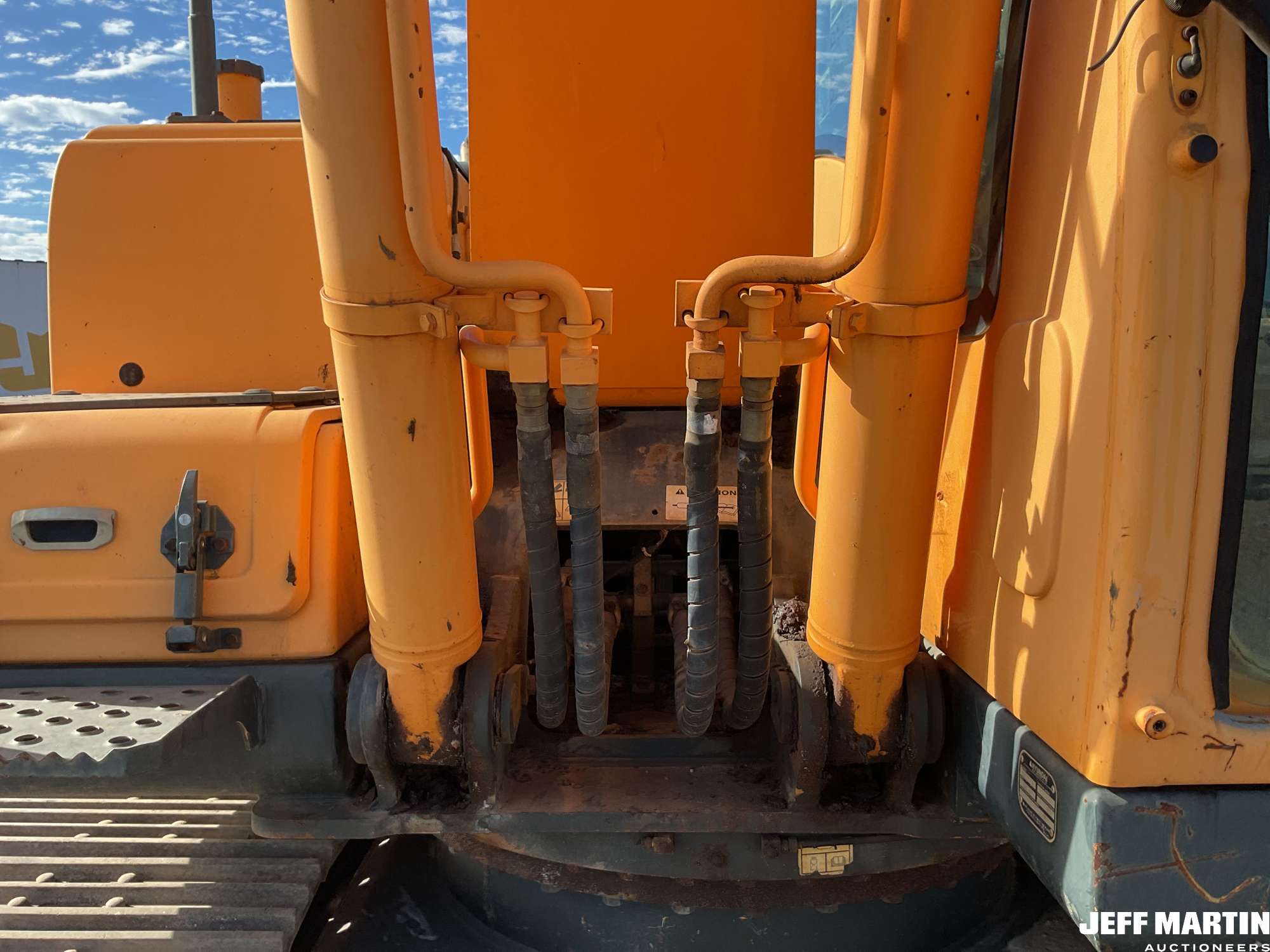 0 Hyundai ROBEX 160LC-9
