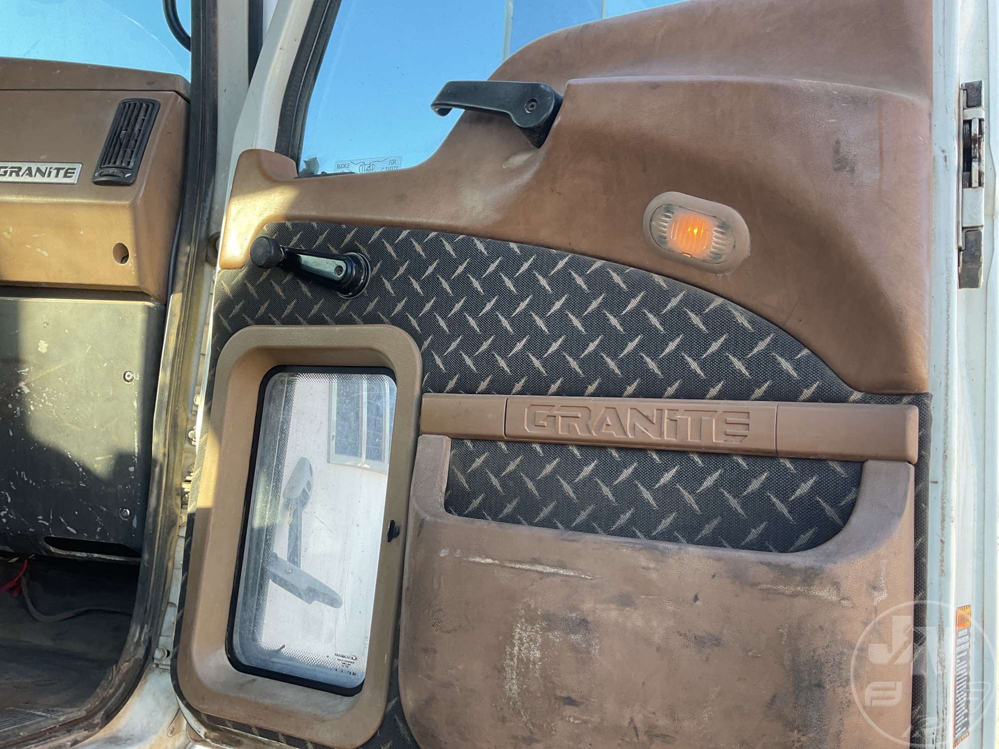 2007 Mack CTP GRANITE