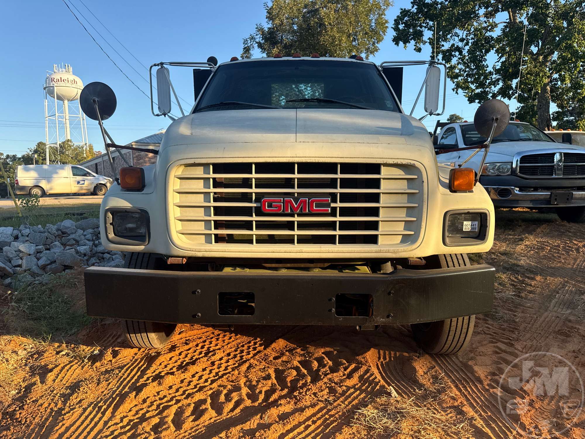 2000 GMC C6