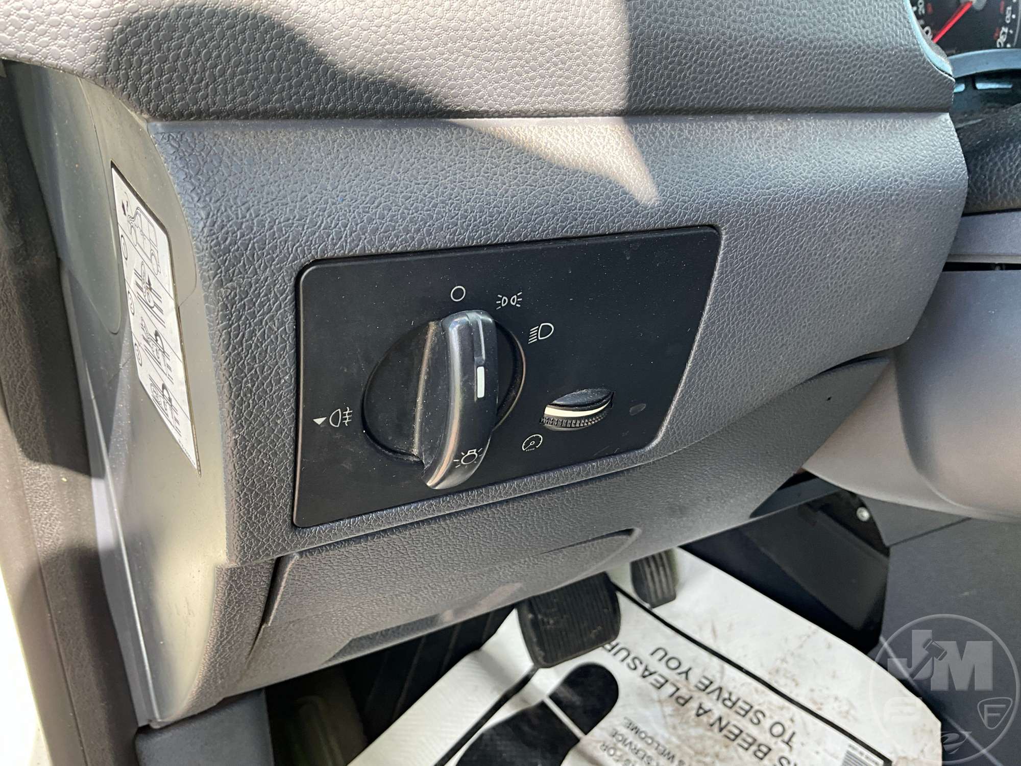 2011 Ford TRANSIT CONNECT XLT