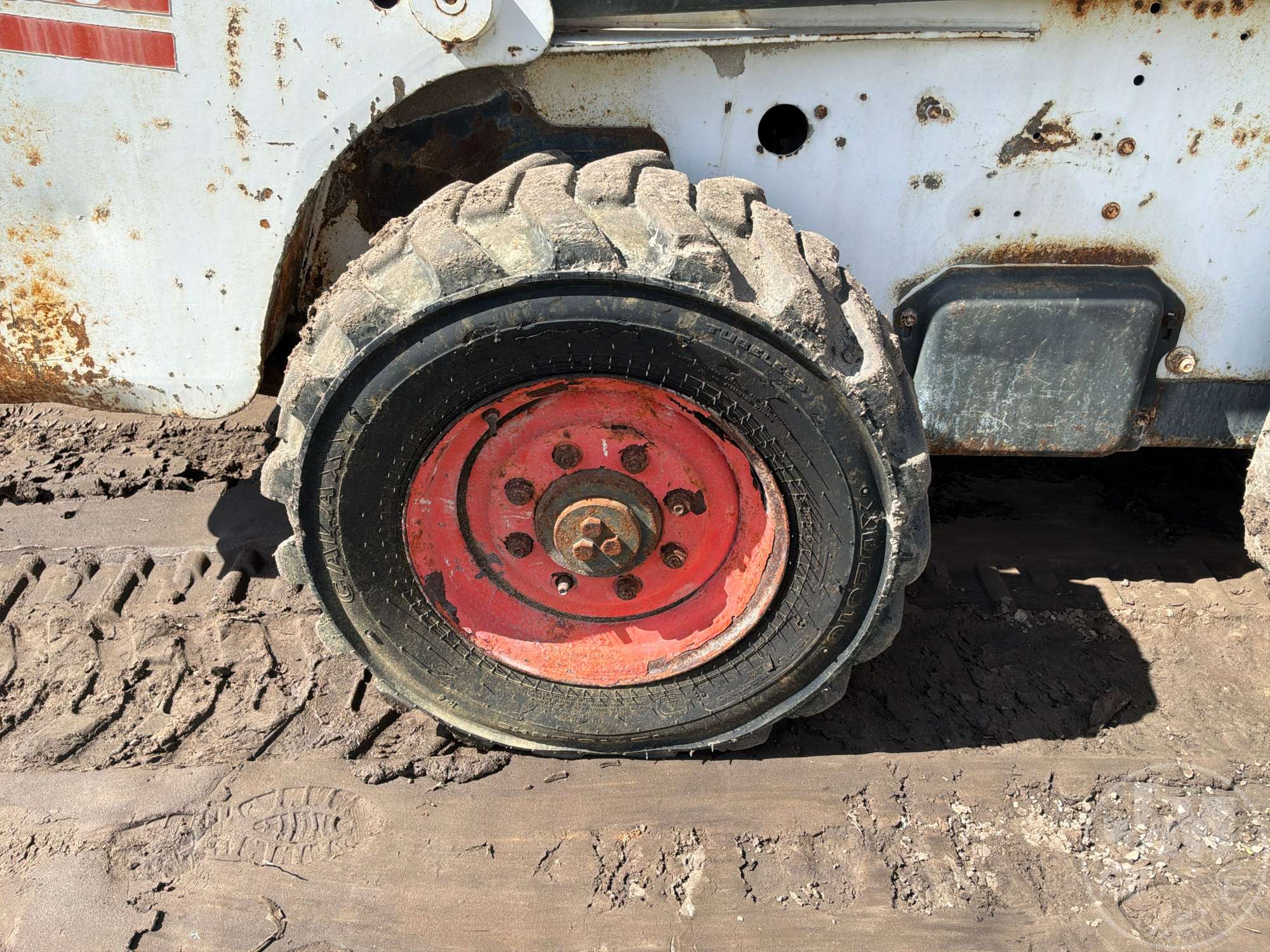 2004 Bobcat S220