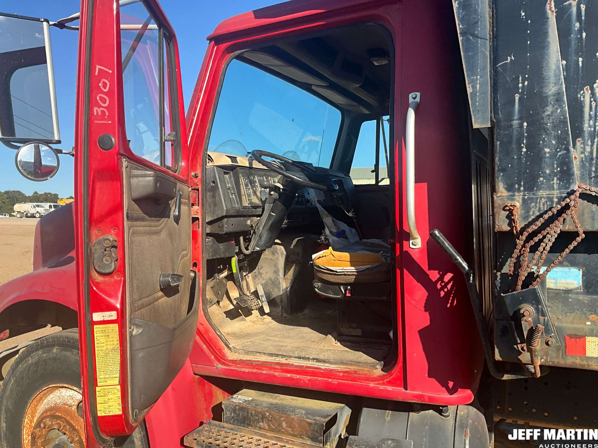 2001 International 4700