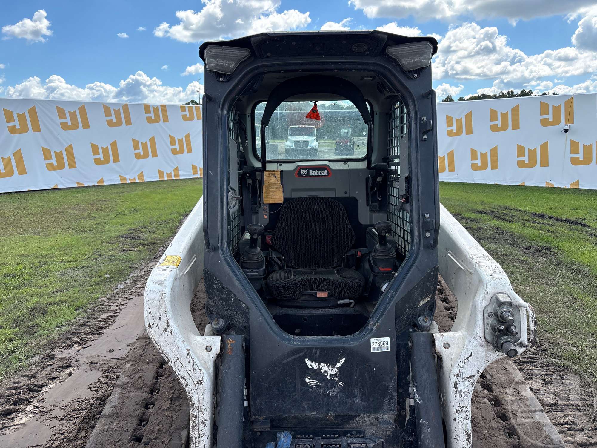 2024 Bobcat T76