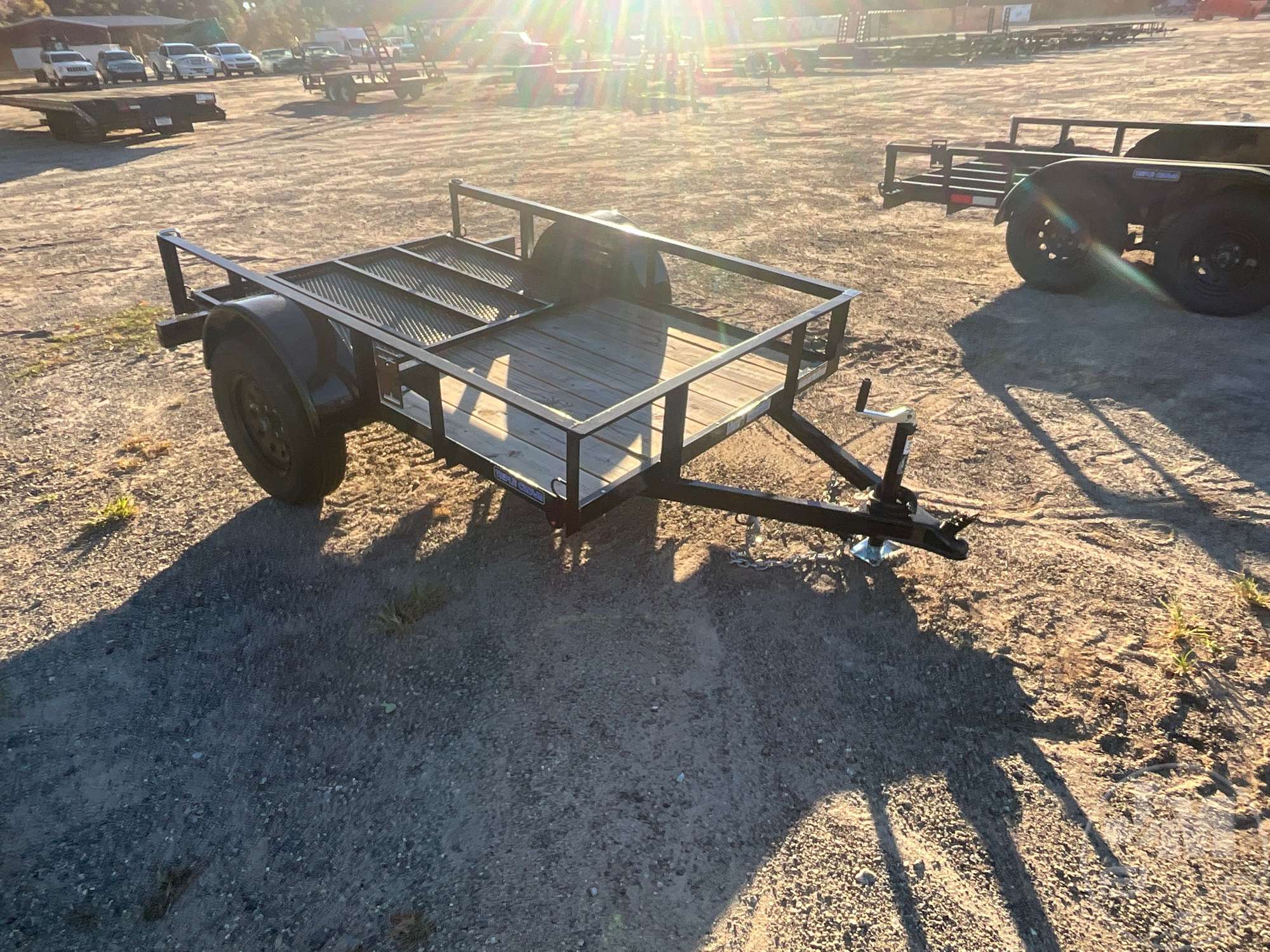 2027 TRIPLE CROWN TRAILERS, INC US5X8