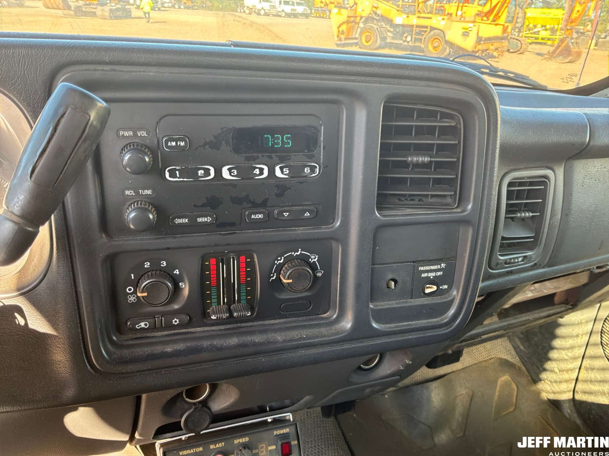 2003 Chevrolet SILVERADO