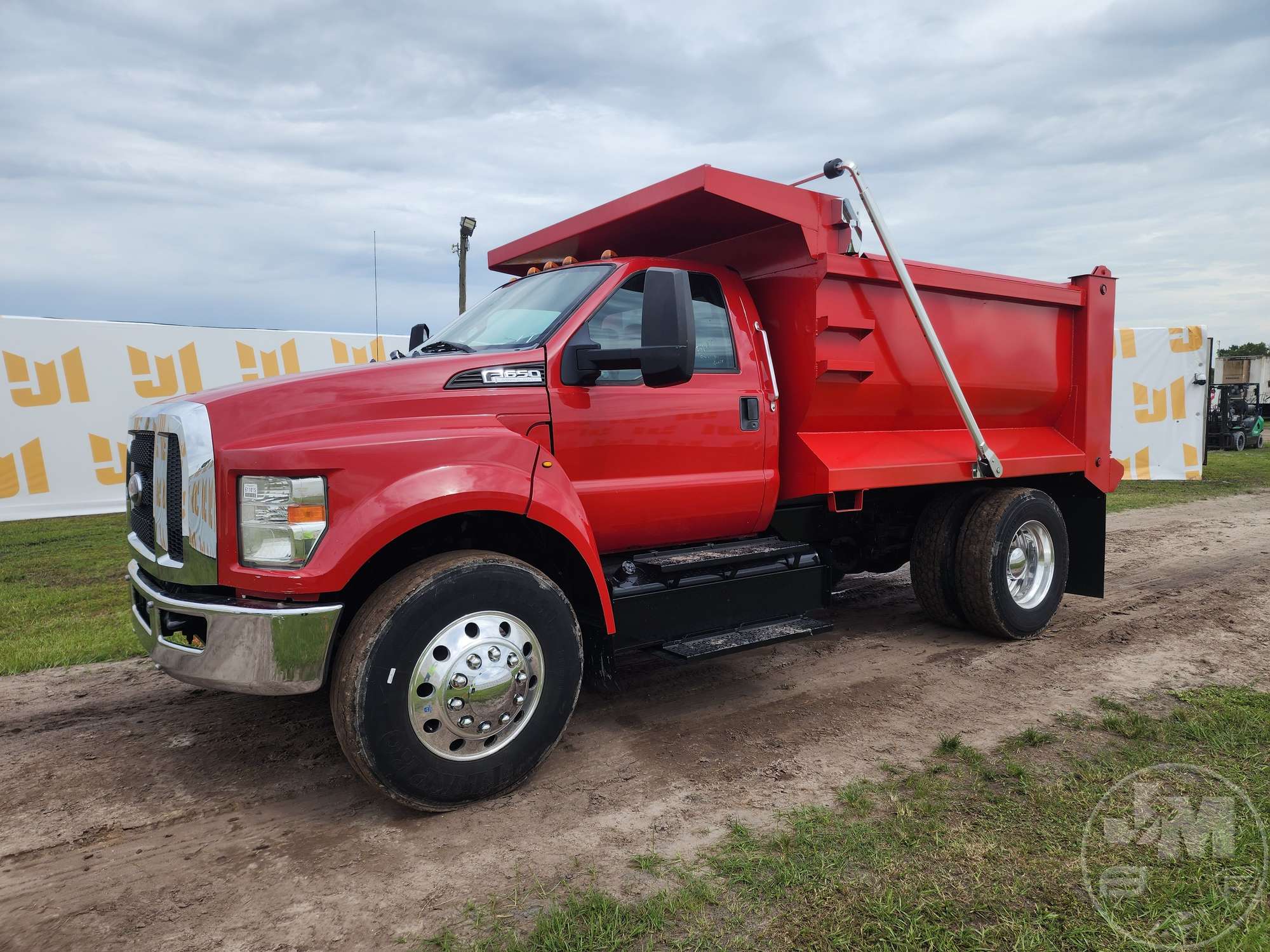 Photo of 2017 Ford F-650