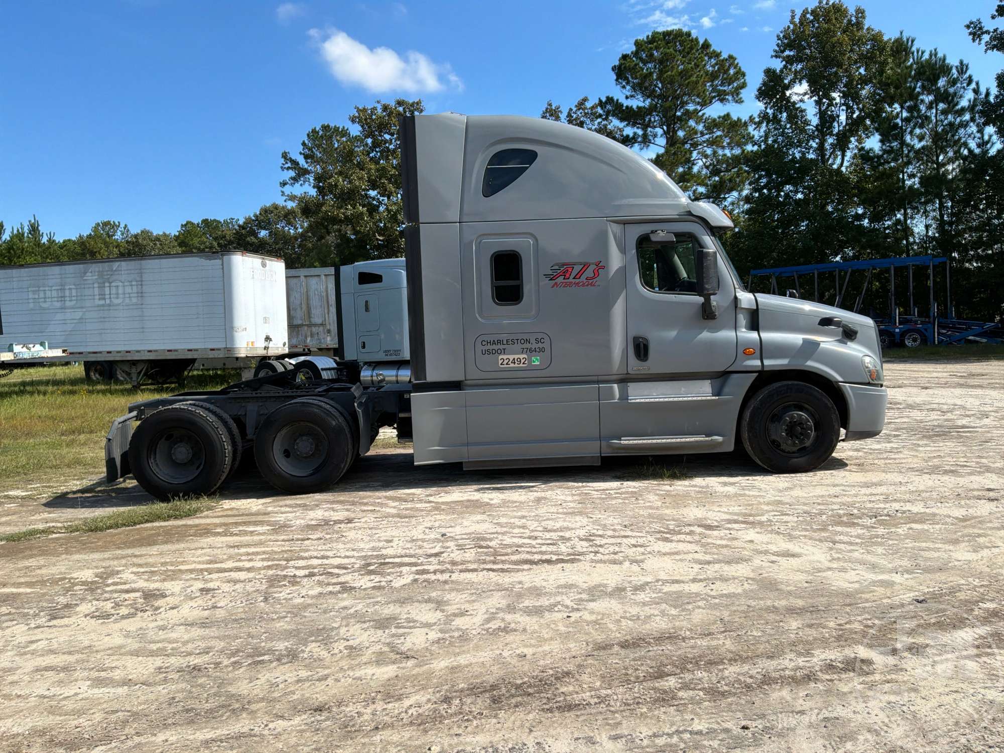 2017 Freightliner CASCADIA