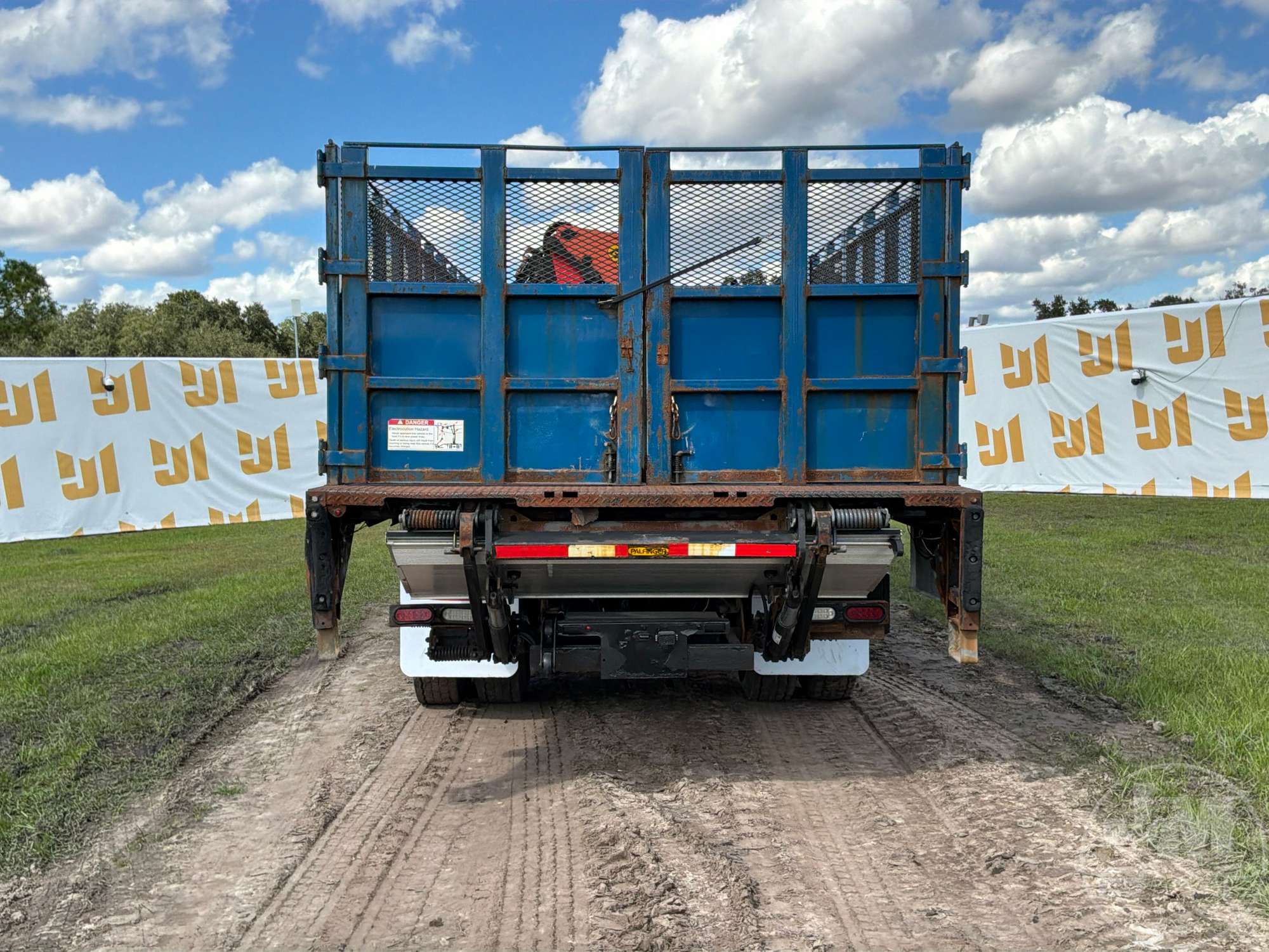 2018 Freightliner M2