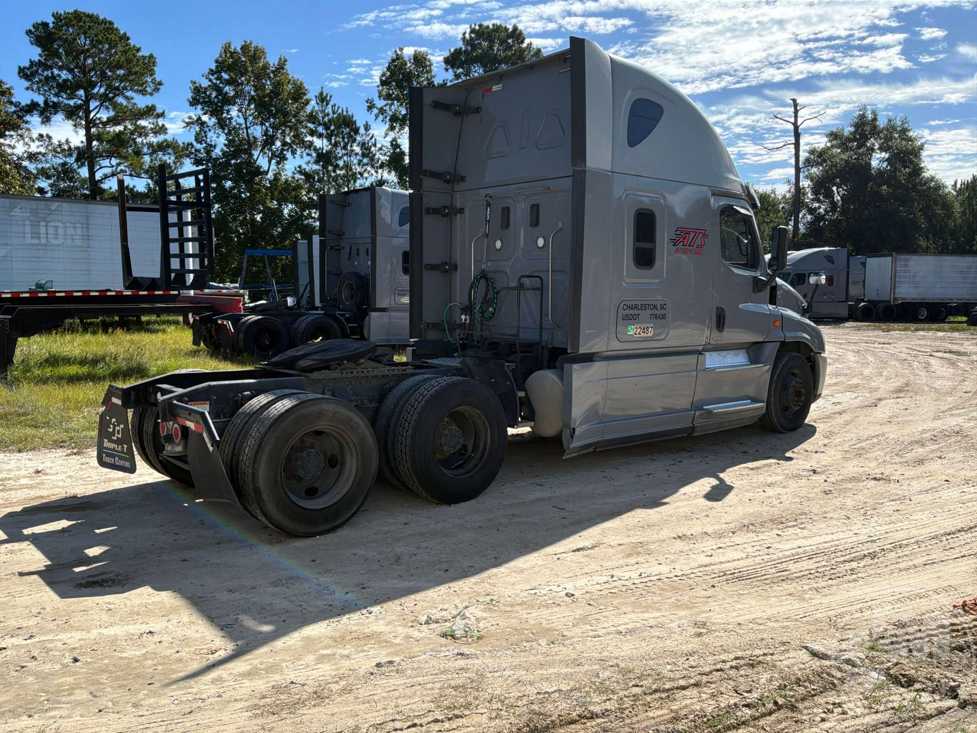 2017 Freightliner CASCADIA
