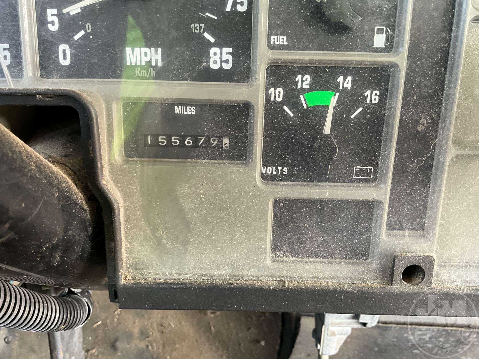2000 International 3800