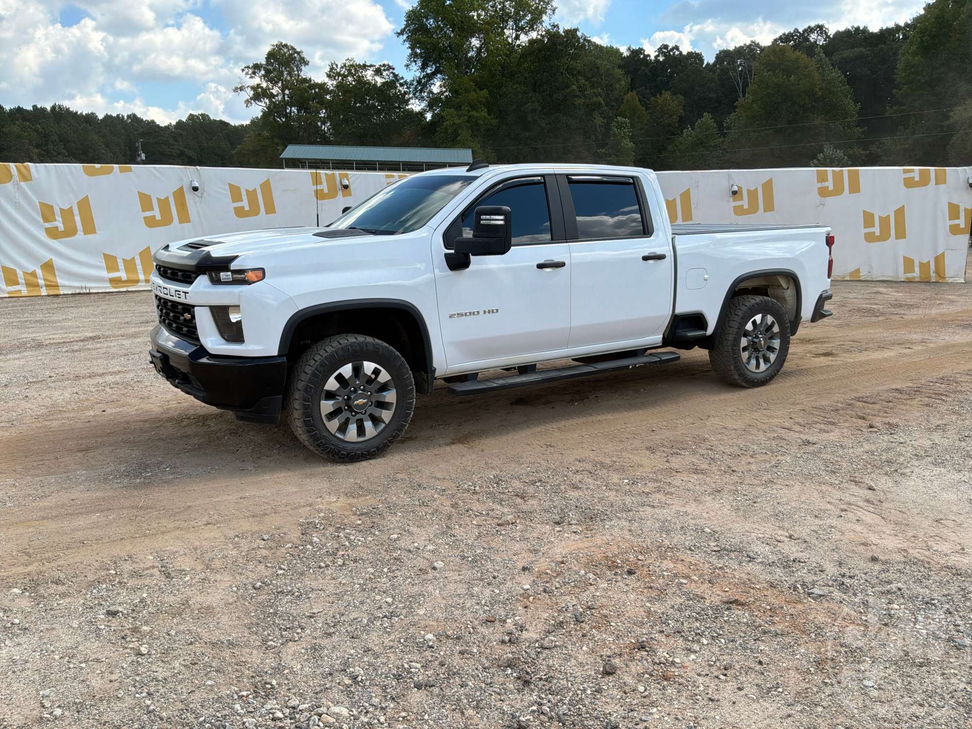 Photo of 2022 Chevrolet SILVERADO 2500 HD CUSTOM